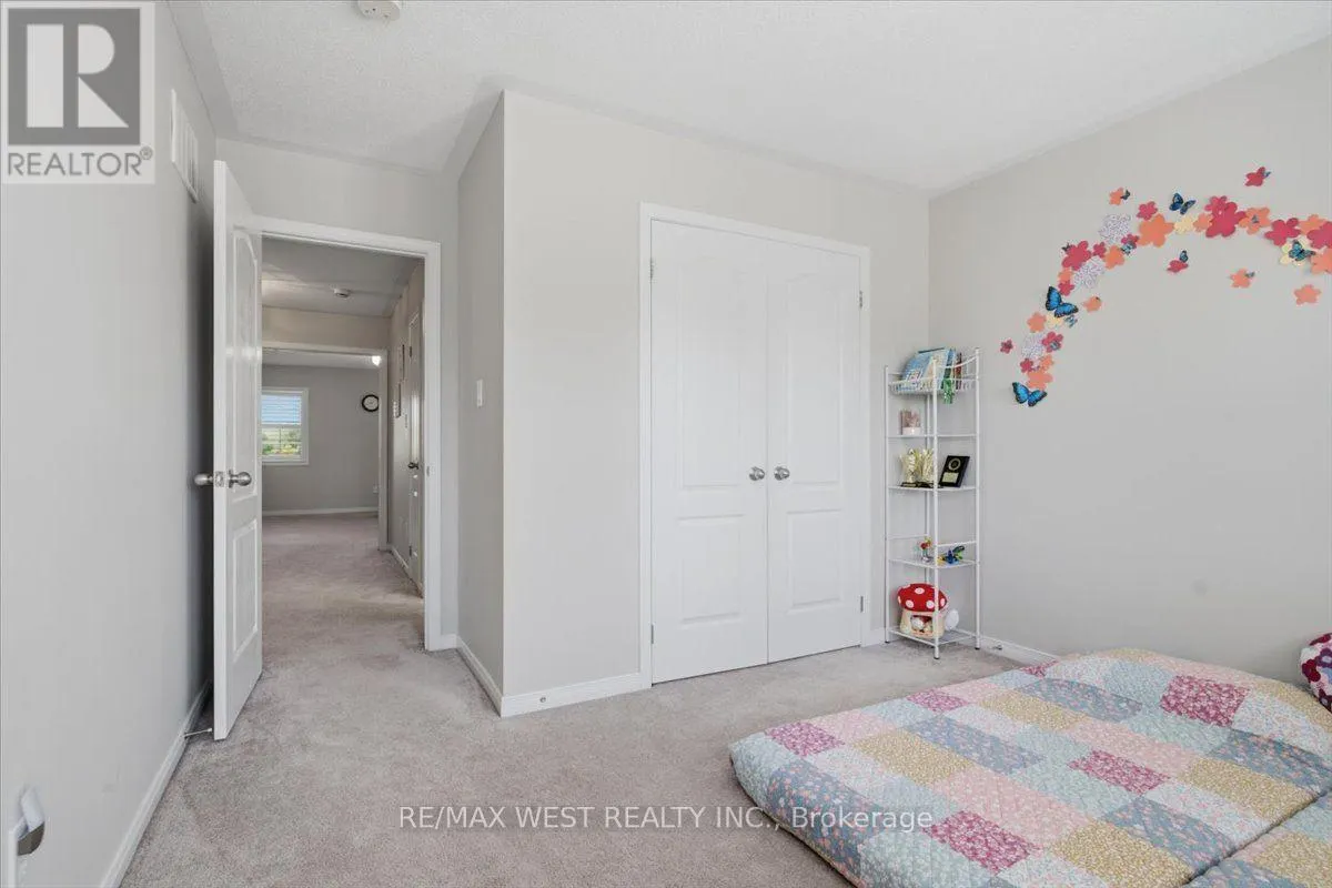 29 STOCKELL CRESCENT