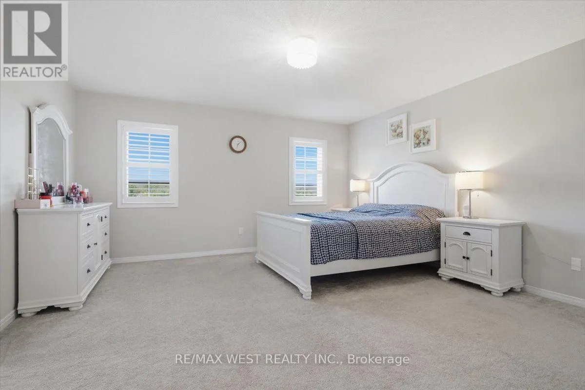 29 STOCKELL CRESCENT