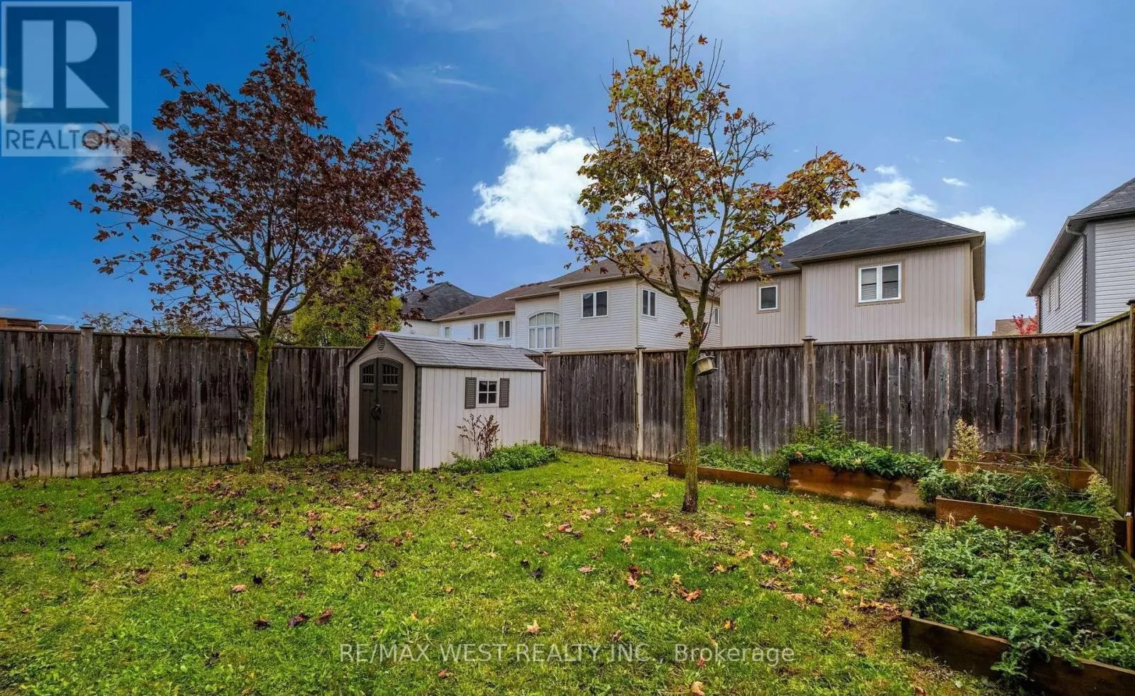31 BUXTON LANE