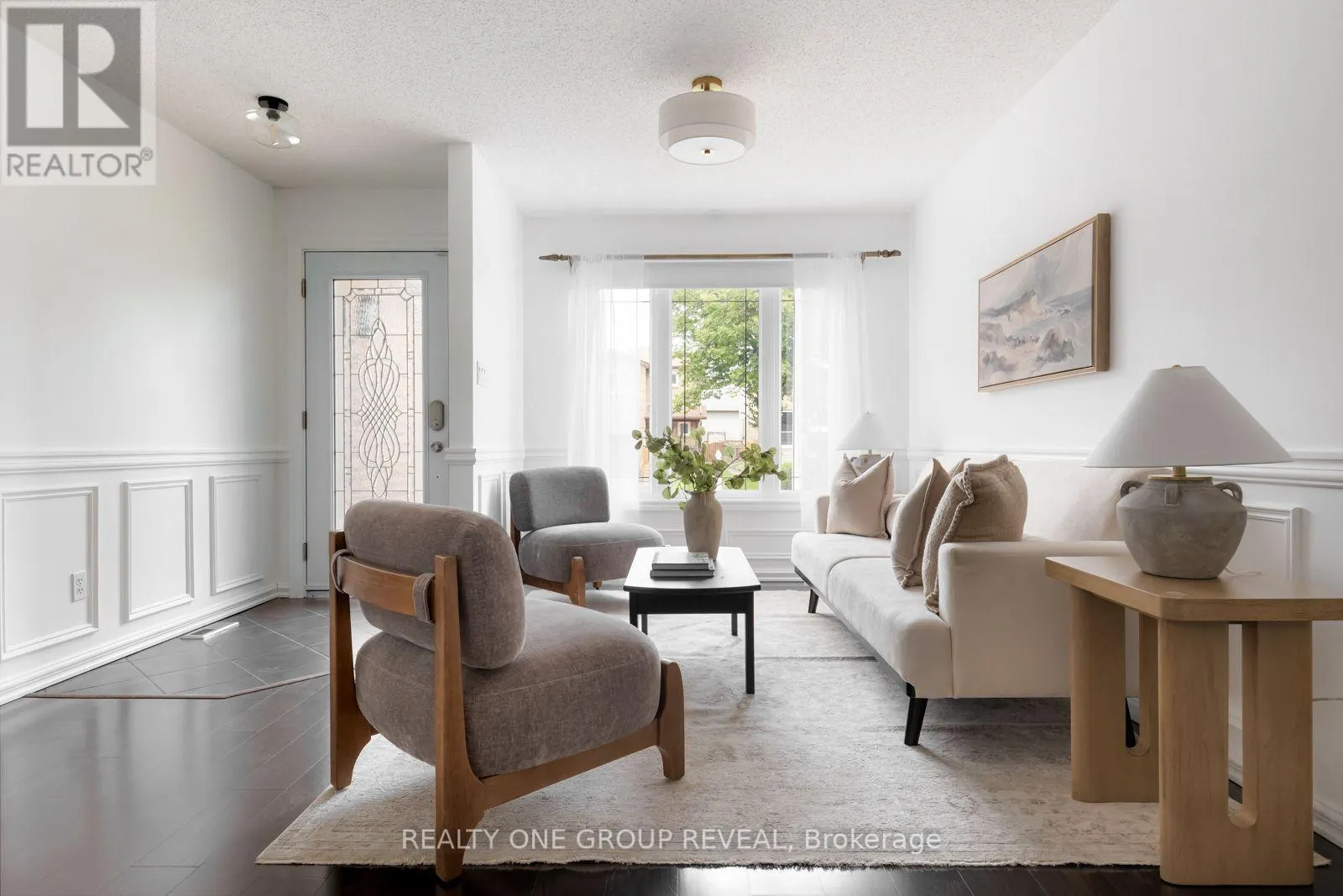 6 MCFEETERS CRESCENT