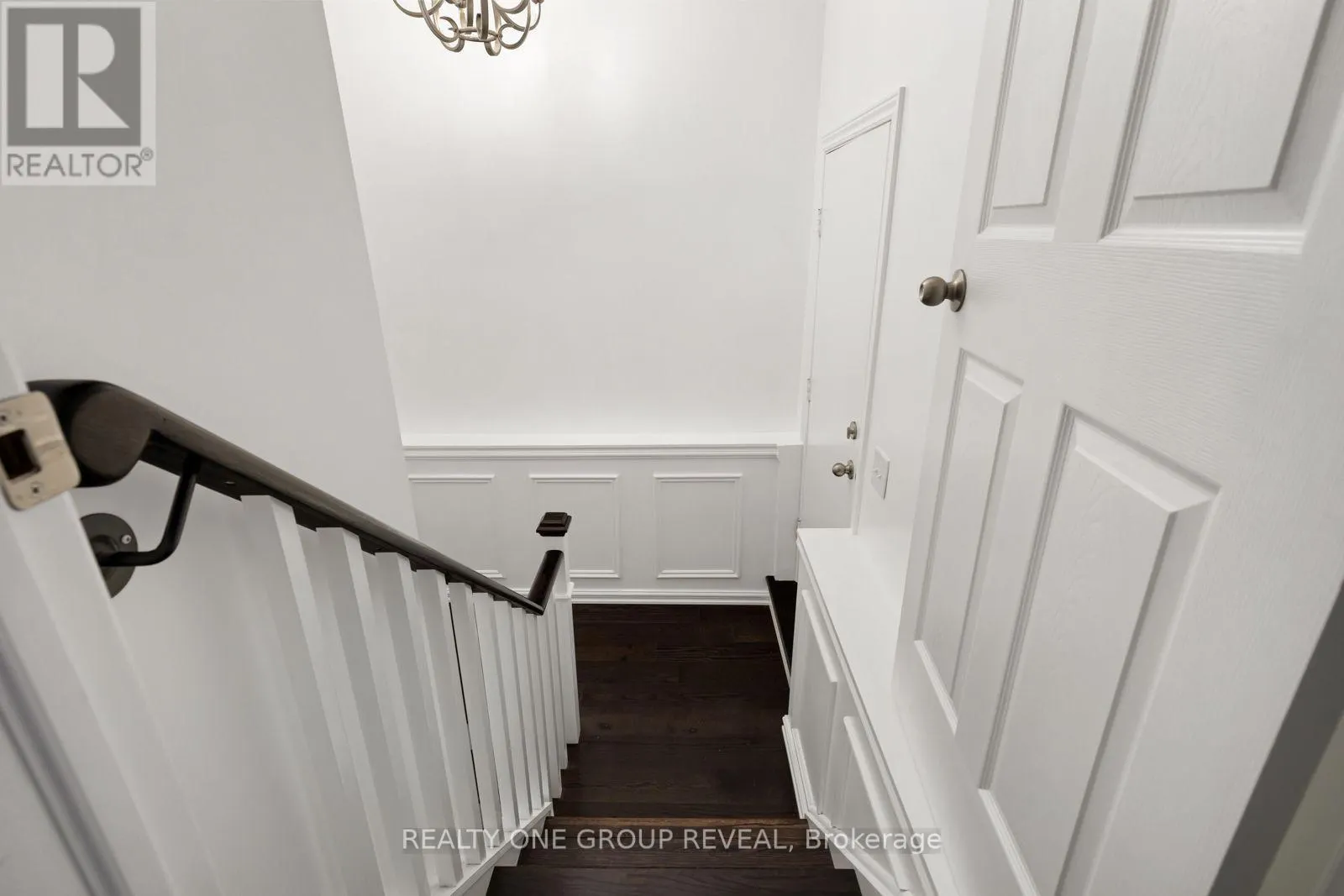 6 MCFEETERS CRESCENT