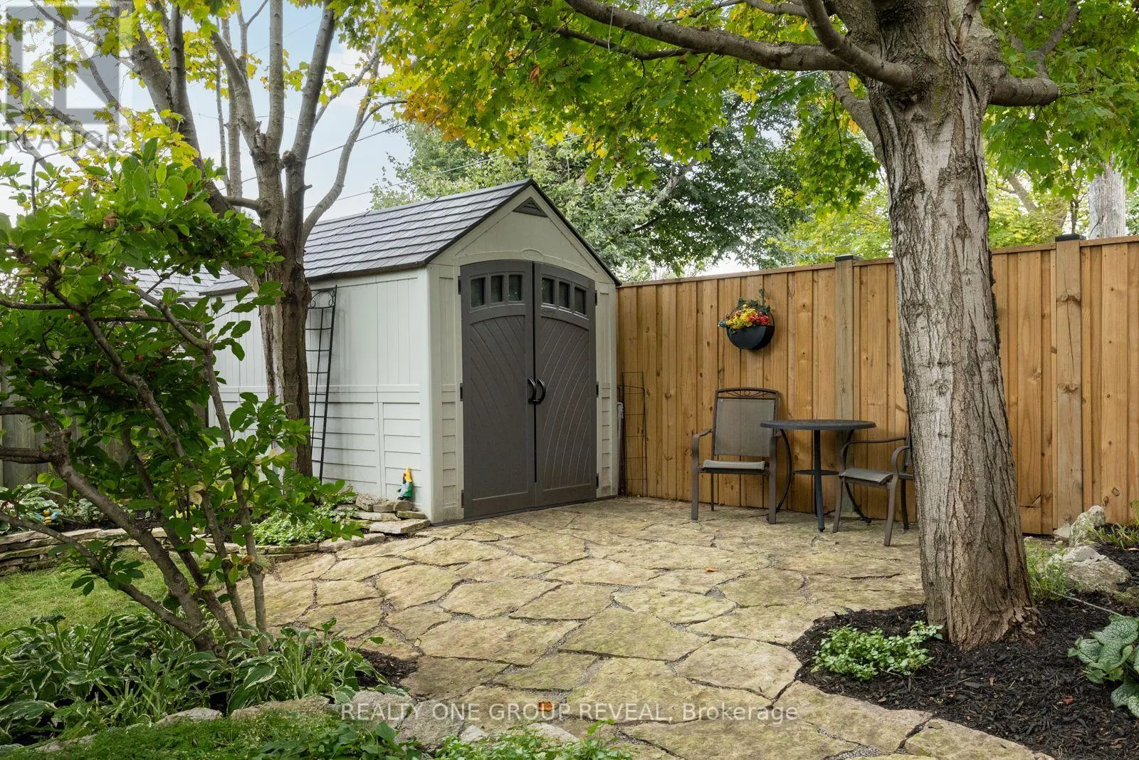 6 MCFEETERS CRESCENT