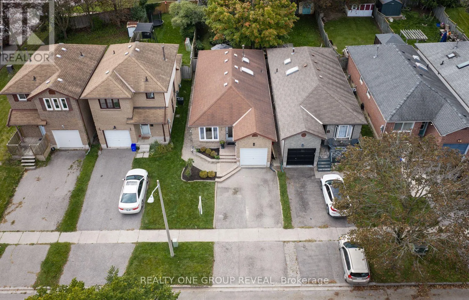 6 MCFEETERS CRESCENT