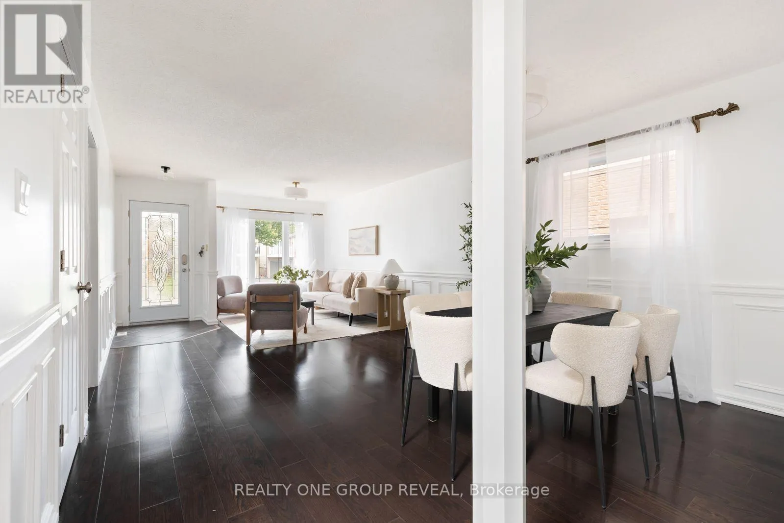 6 MCFEETERS CRESCENT