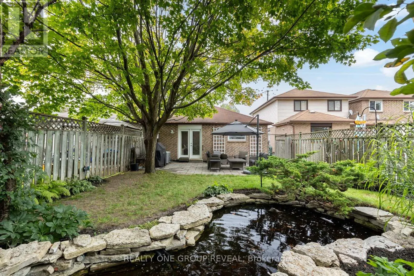 6 MCFEETERS CRESCENT