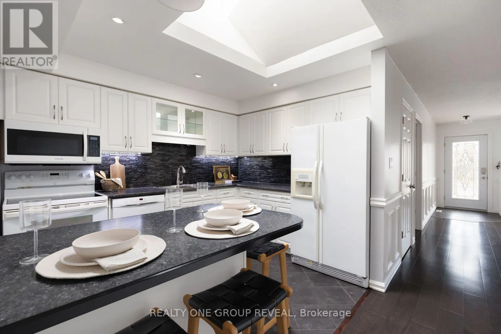 6 MCFEETERS CRESCENT