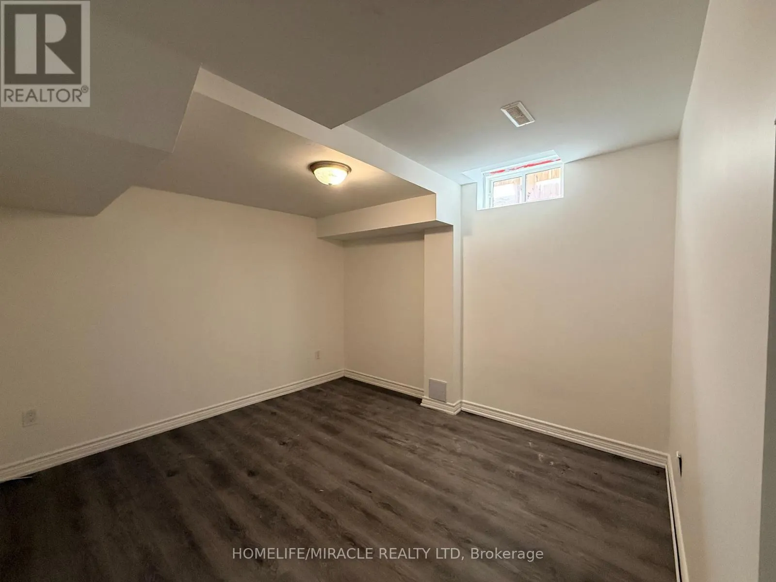 166 CROMBIE STREET