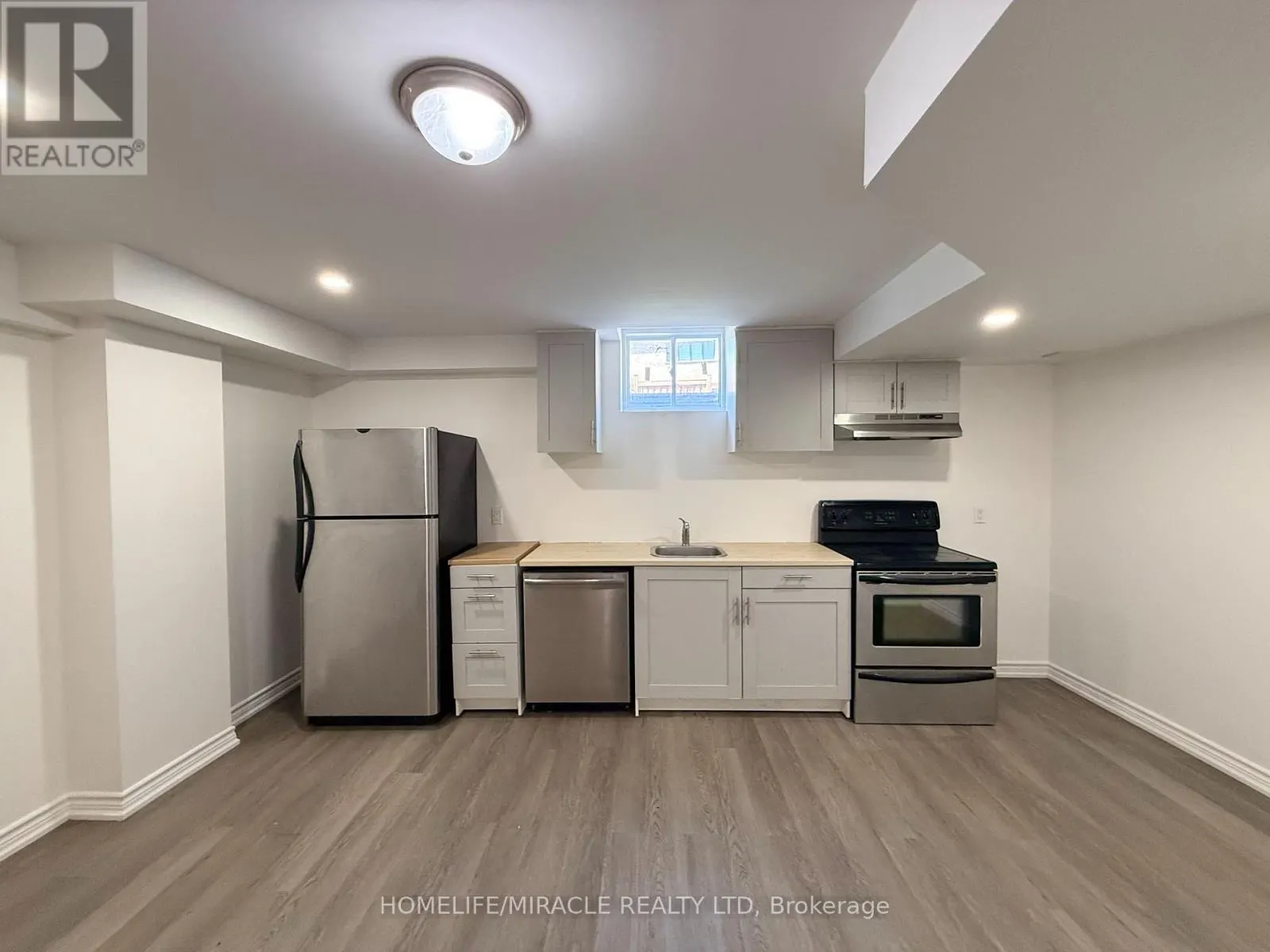 166 CROMBIE STREET