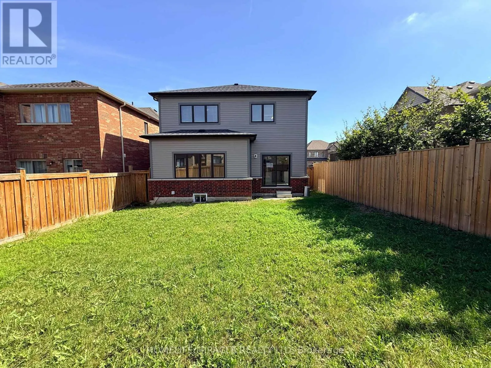 166 CROMBIE STREET