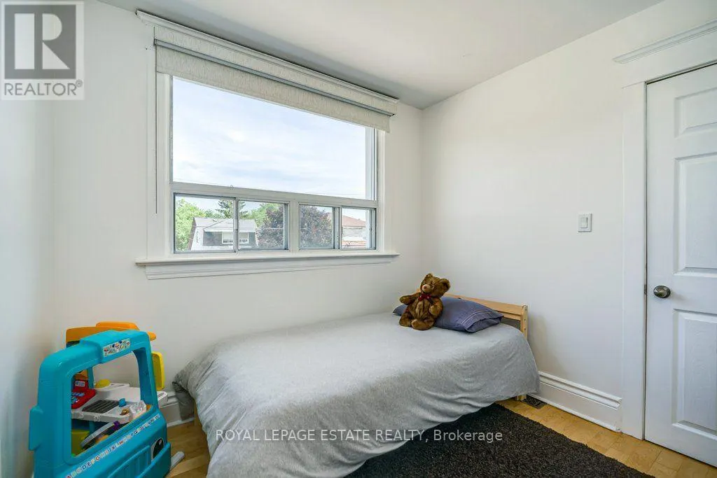 82 AUGUST AVENUE