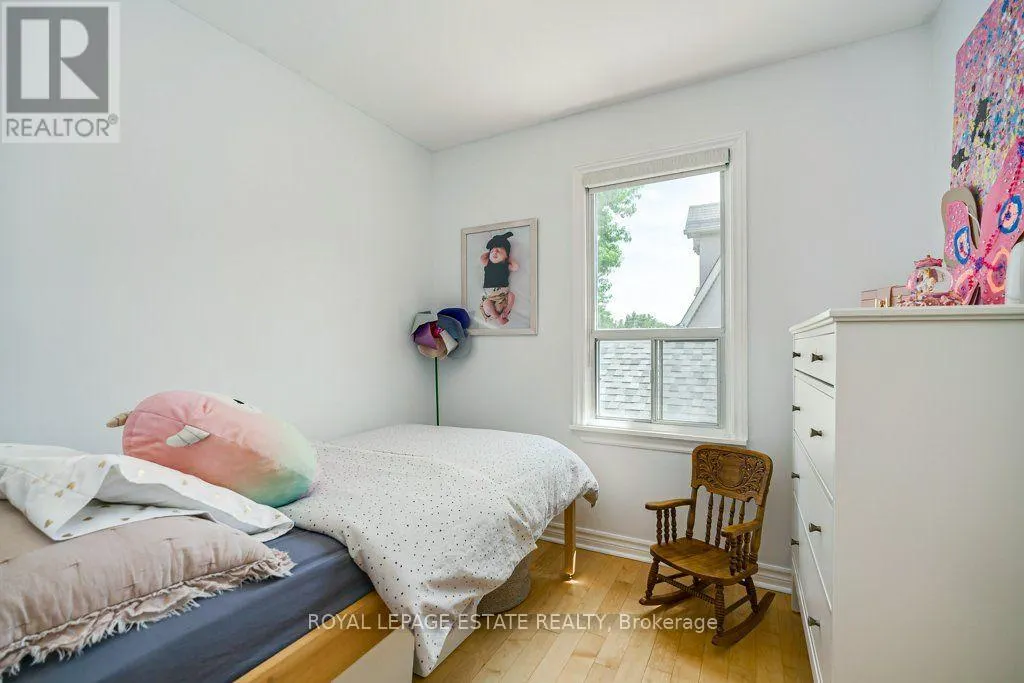 82 AUGUST AVENUE