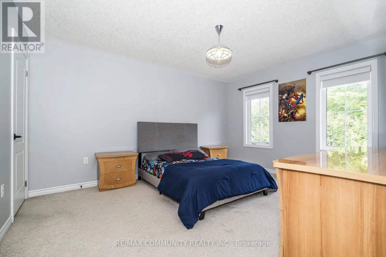 23 HOLYROD DRIVE