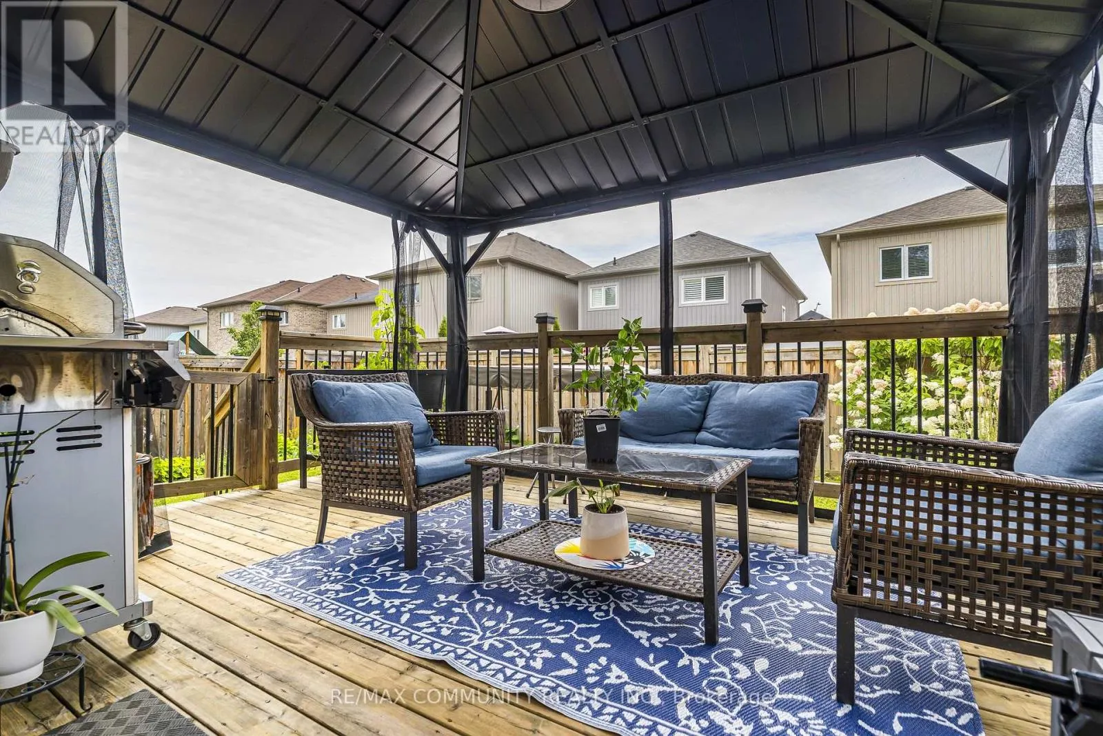 23 HOLYROD DRIVE