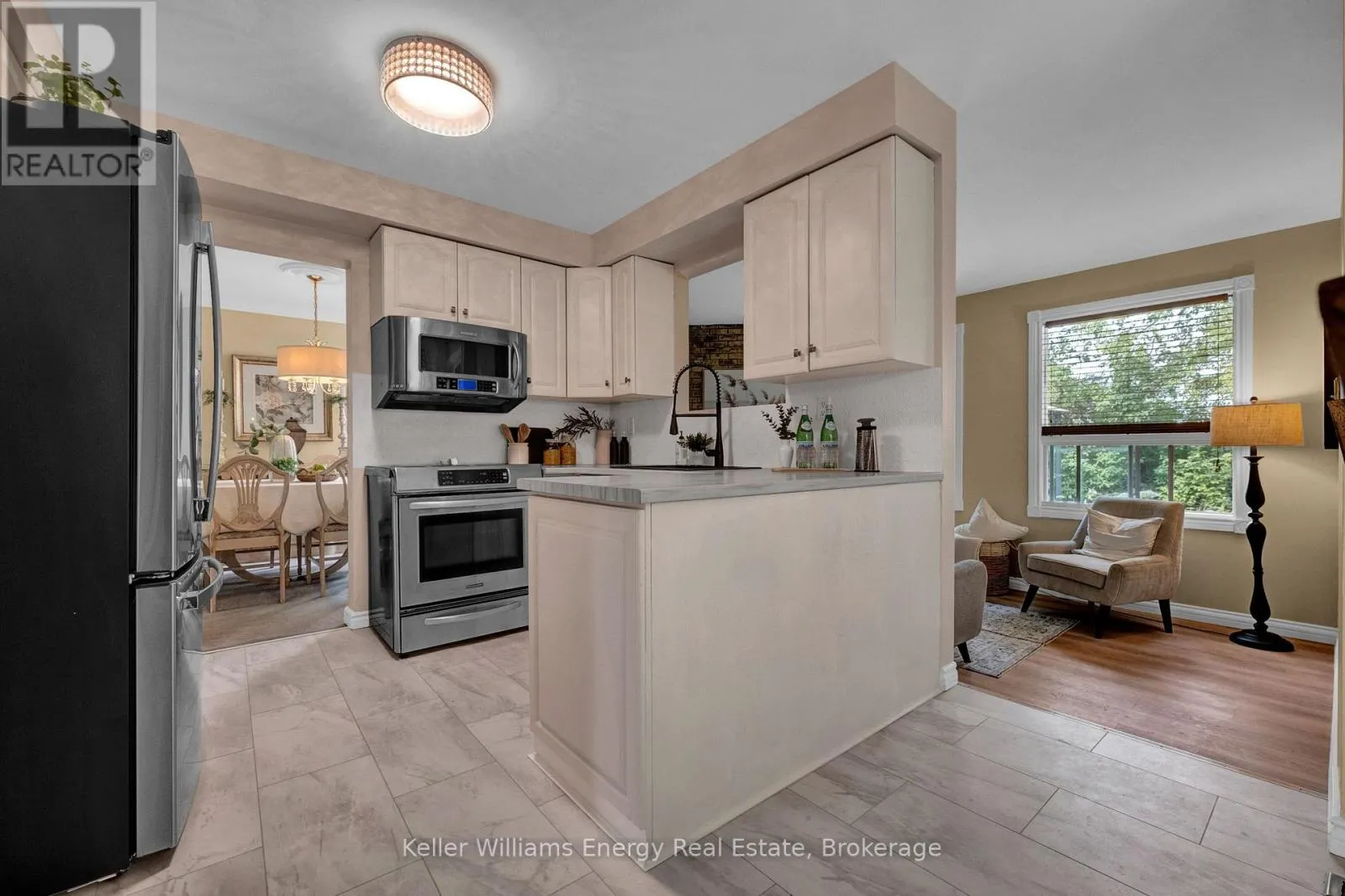 276 ANDREW STREET