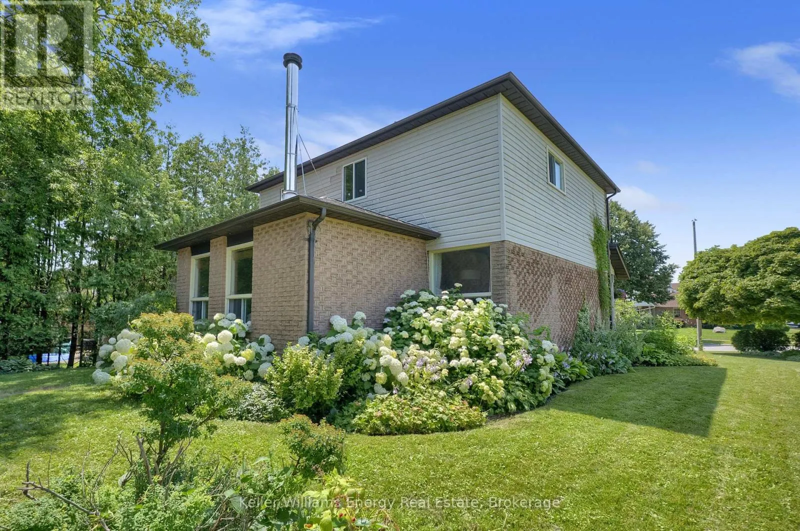 276 ANDREW STREET