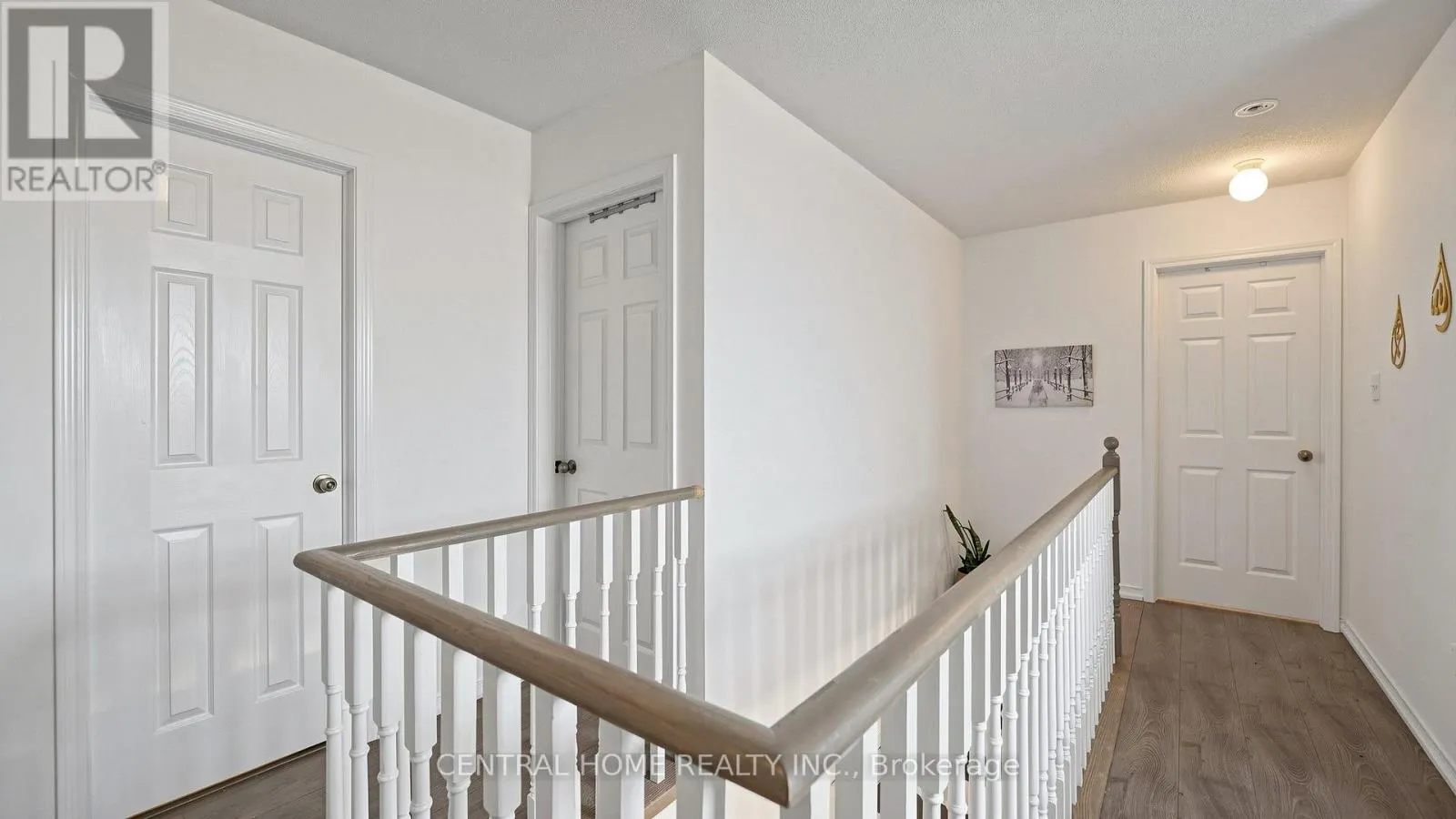 25 CAMILLERI ROAD