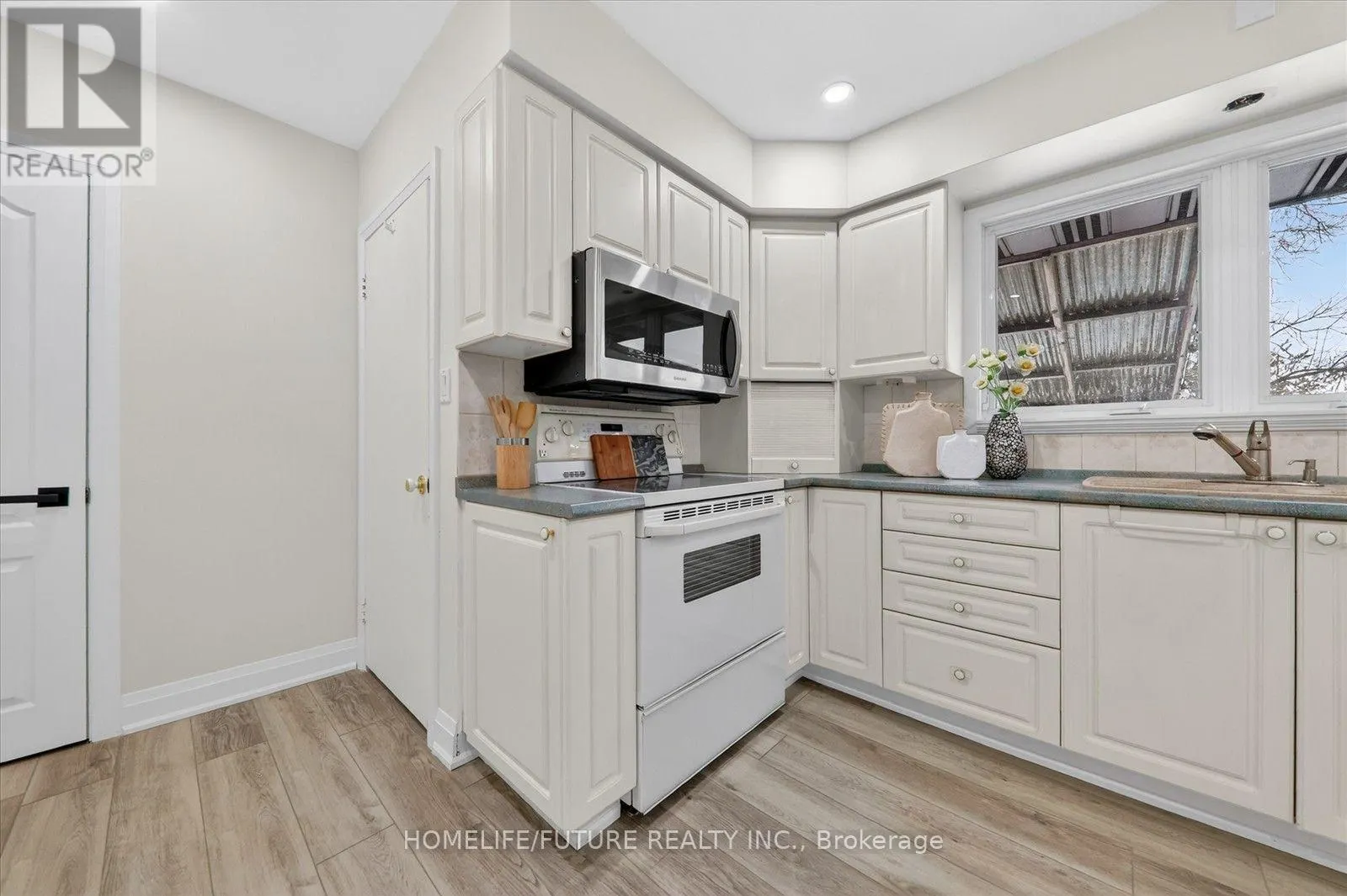 2111 PRESTONVALE ROAD