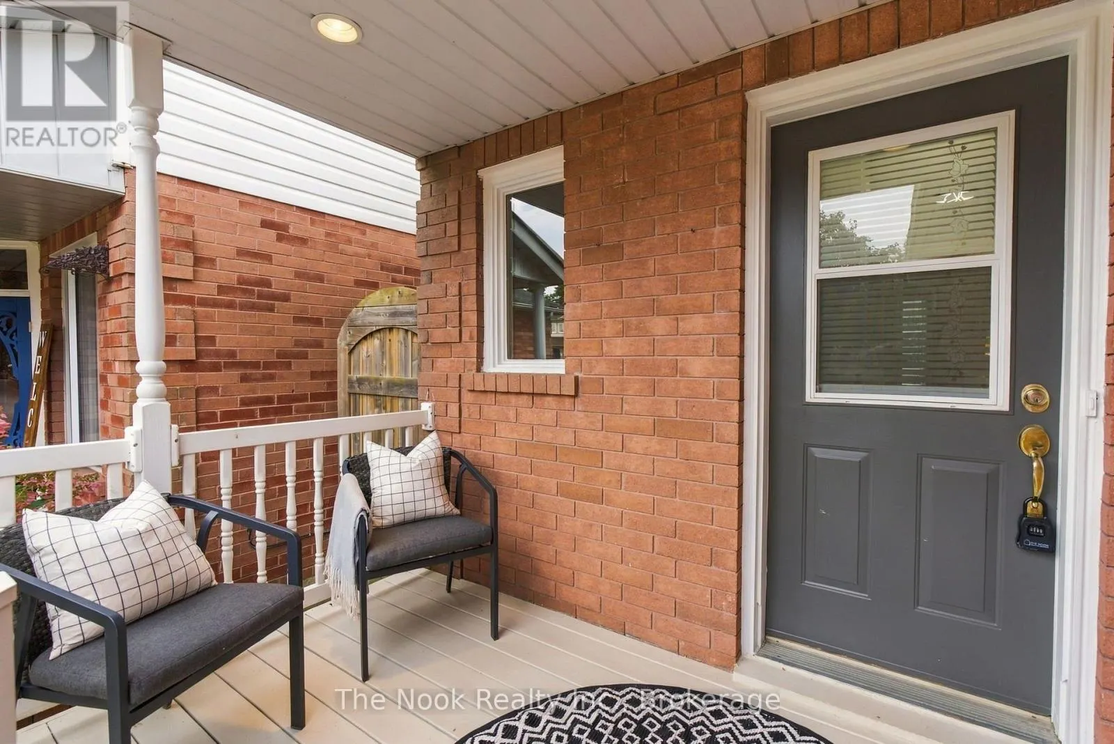 16 KERSHAW STREET