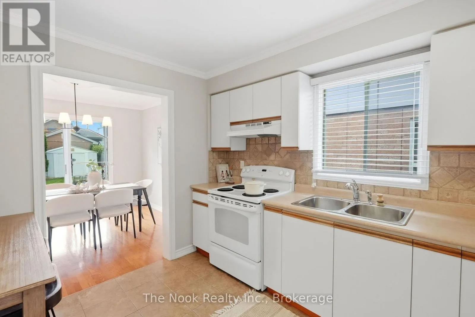 16 KERSHAW STREET