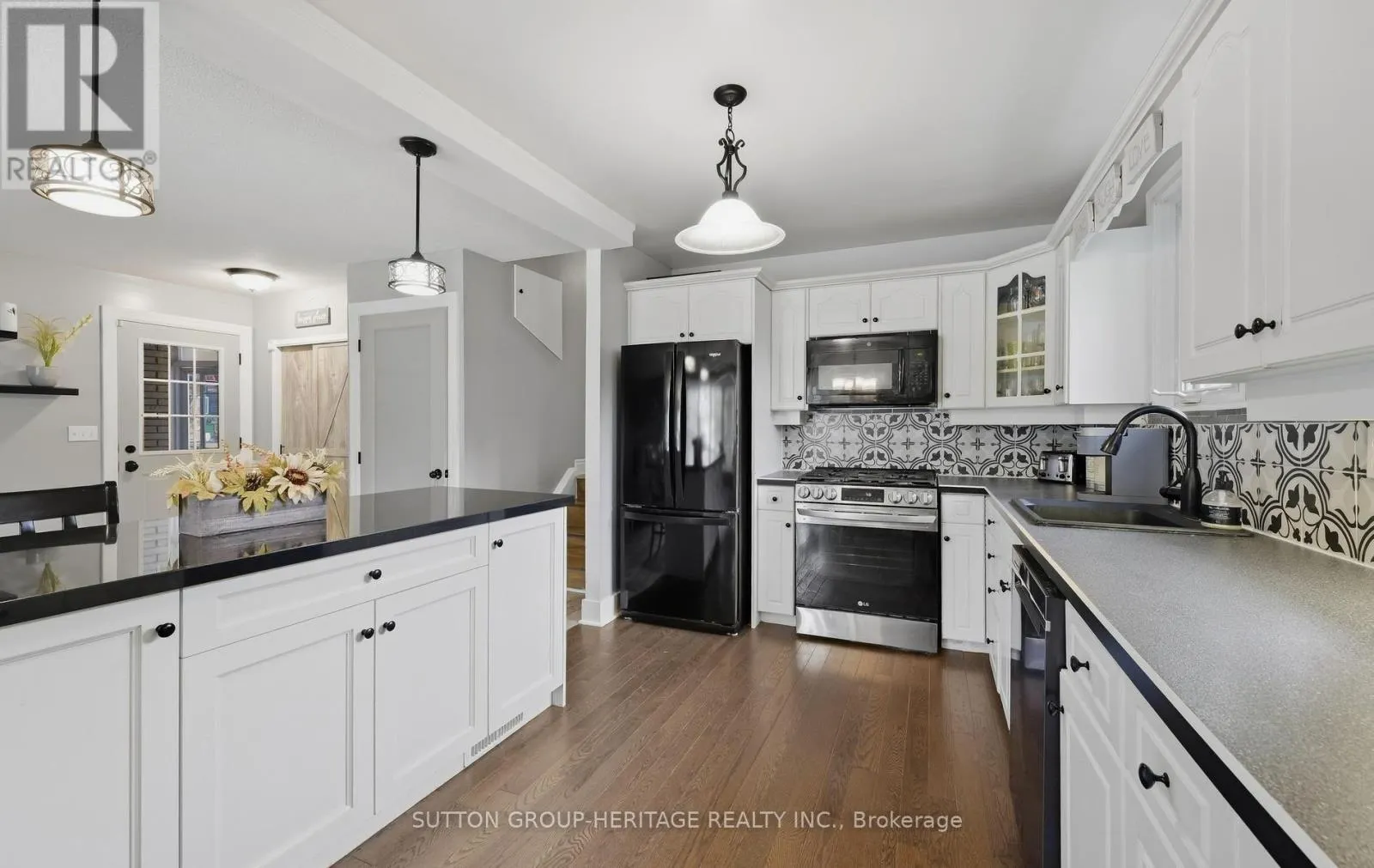 20 STRATHY ROAD
