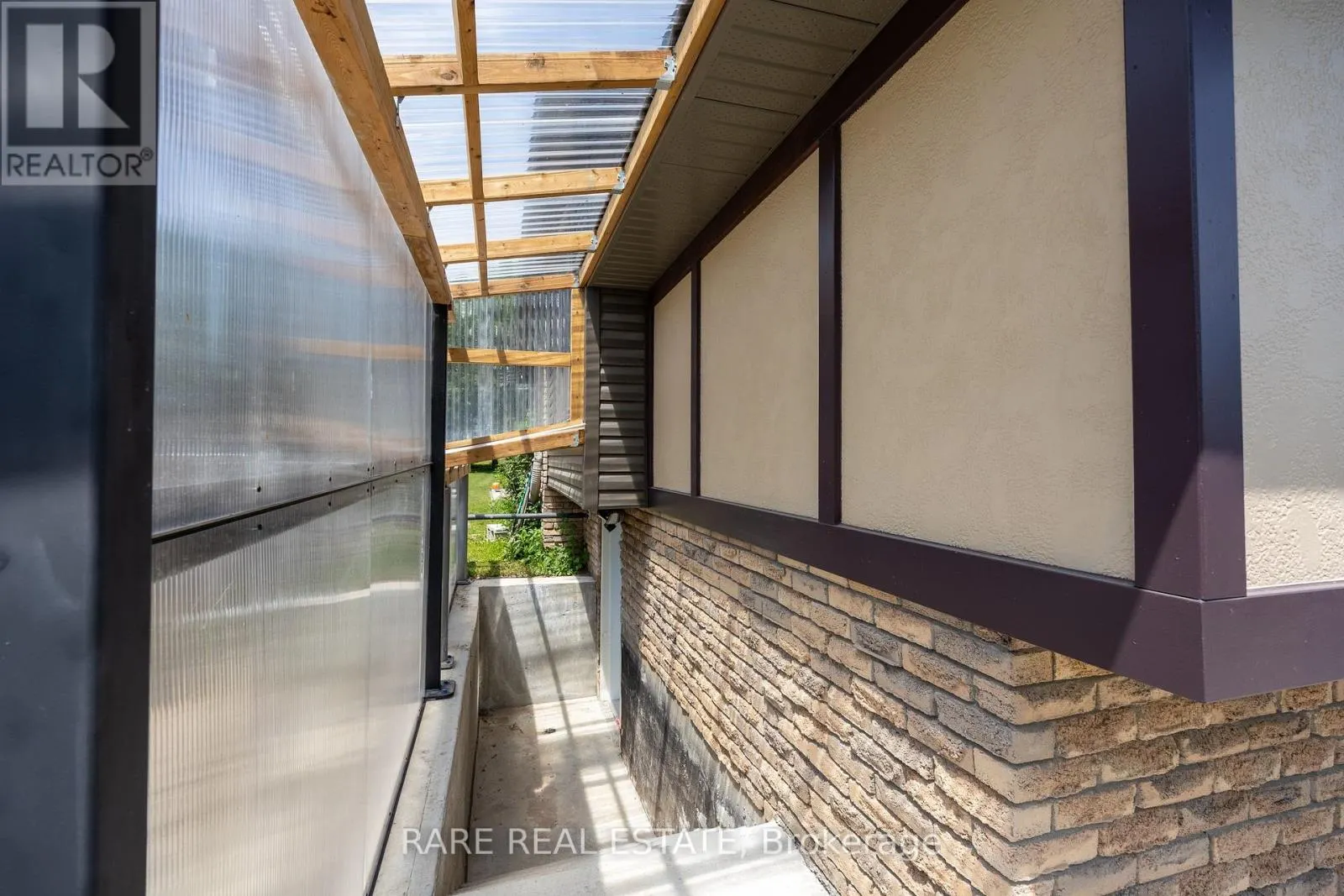 258 UNION AVENUE