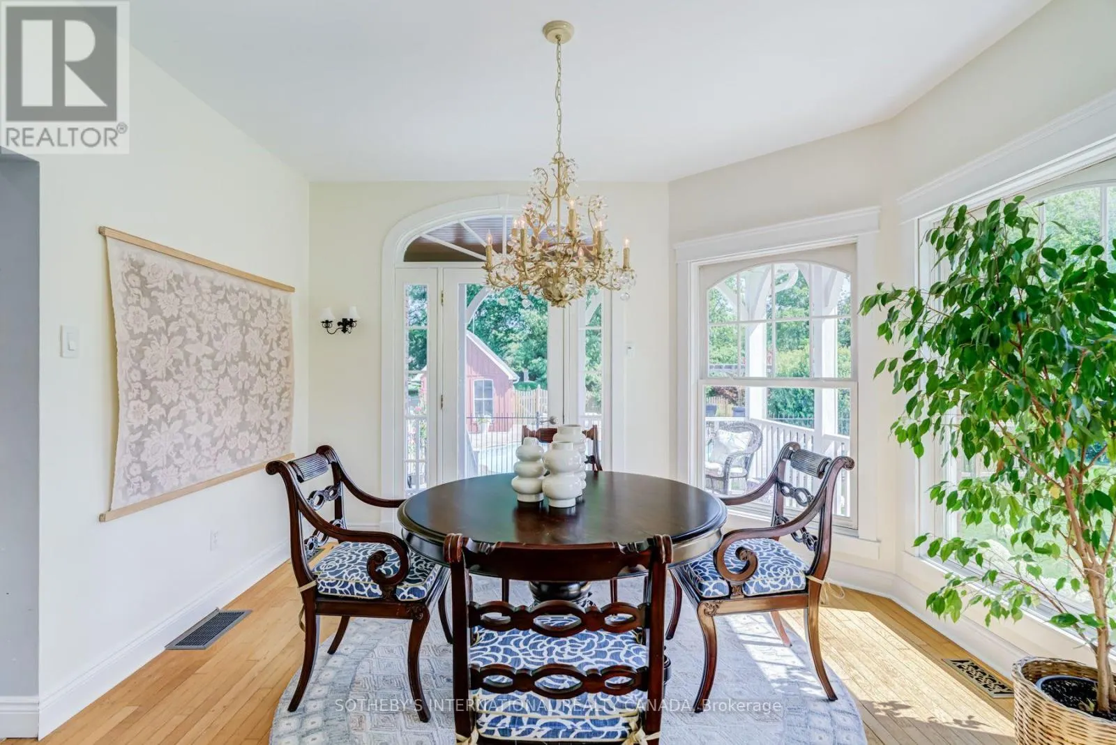 14 MUNDAY COURT