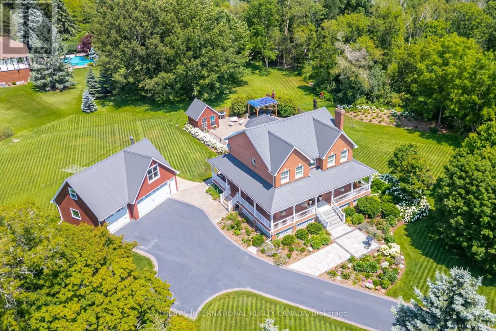 14 MUNDAY COURT