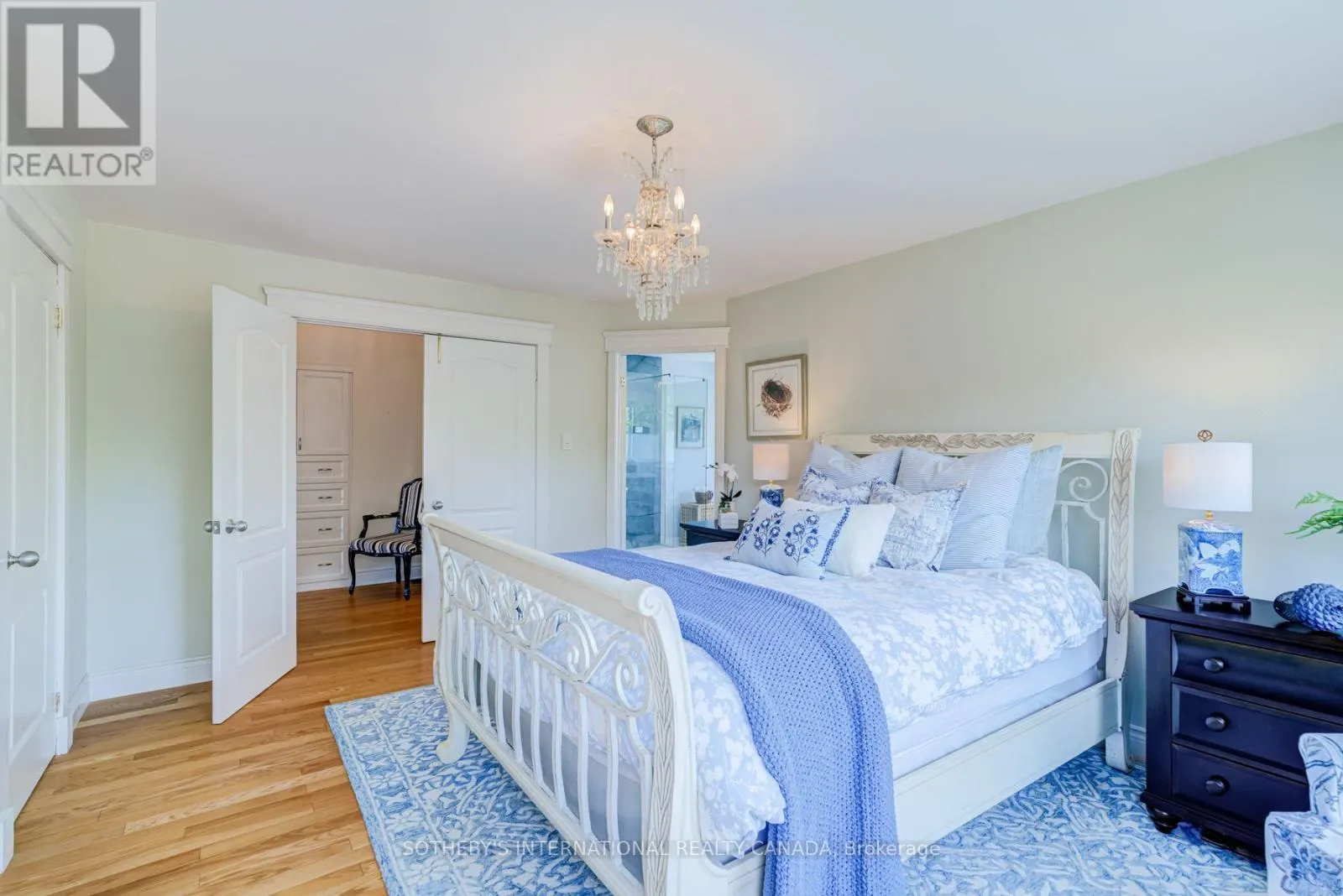 14 MUNDAY COURT