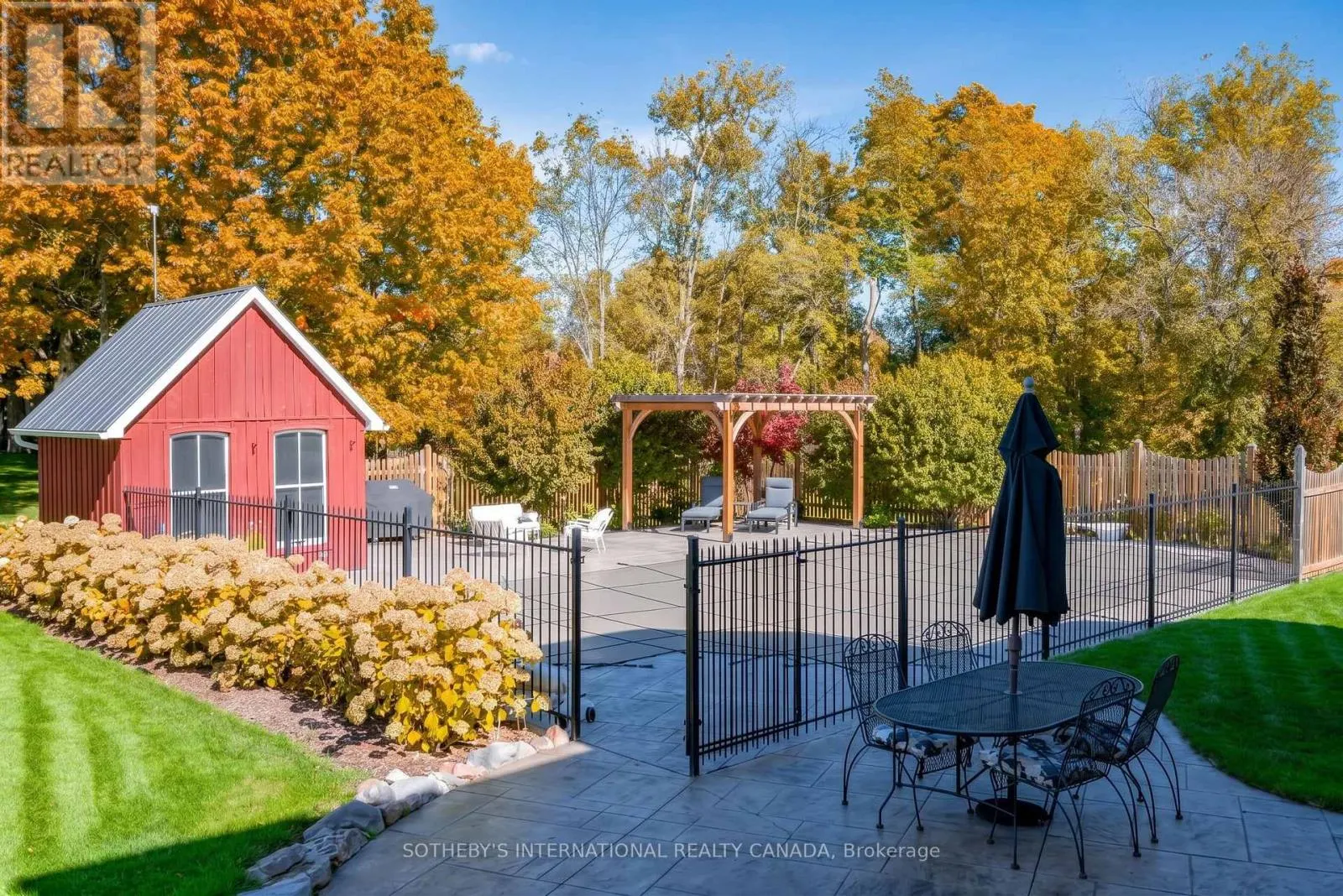 14 MUNDAY COURT