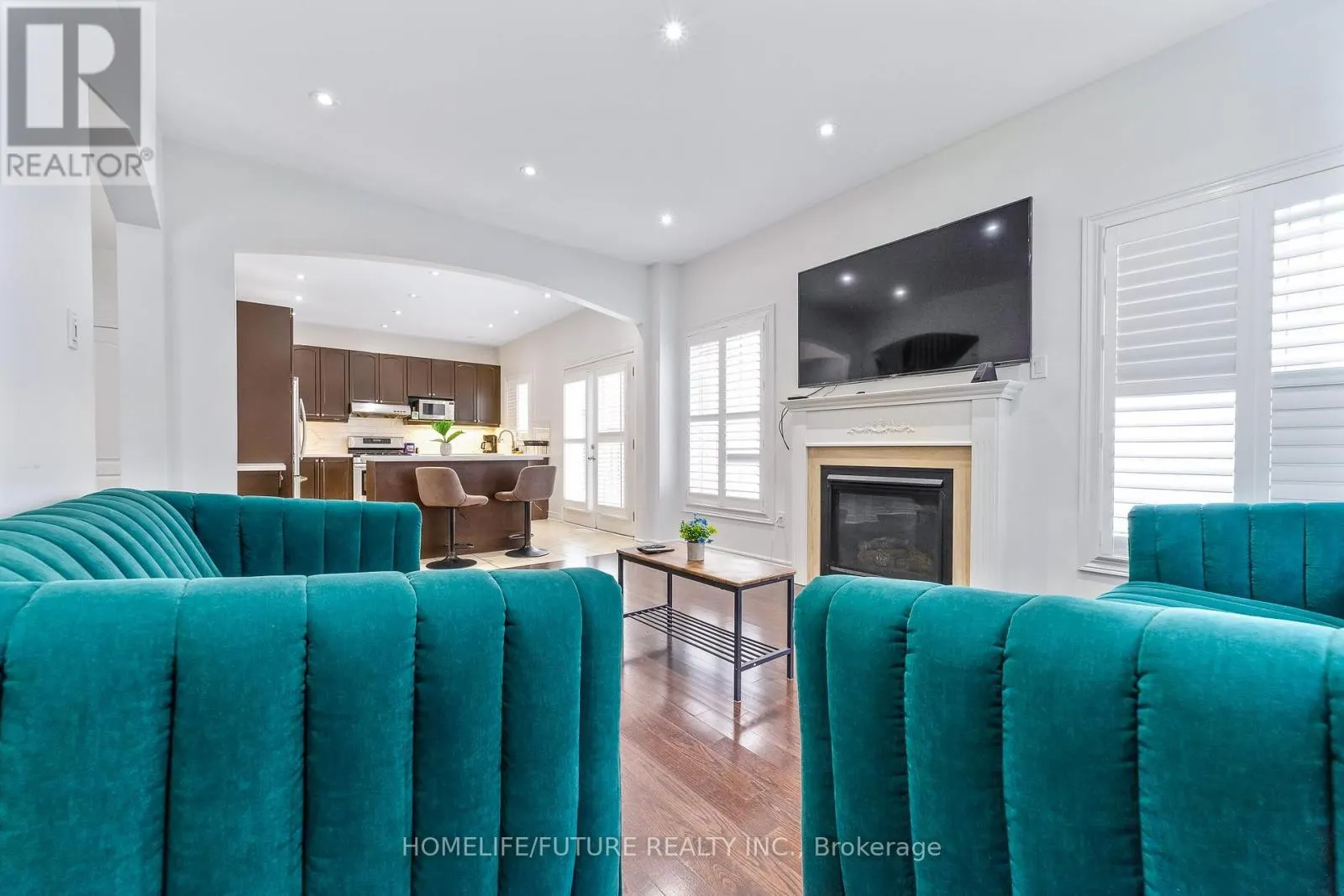 16 SNOWLING DRIVE
