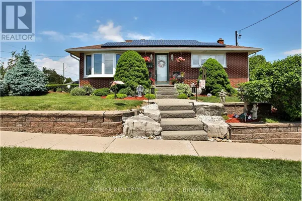 744 SHELLEY AVENUE