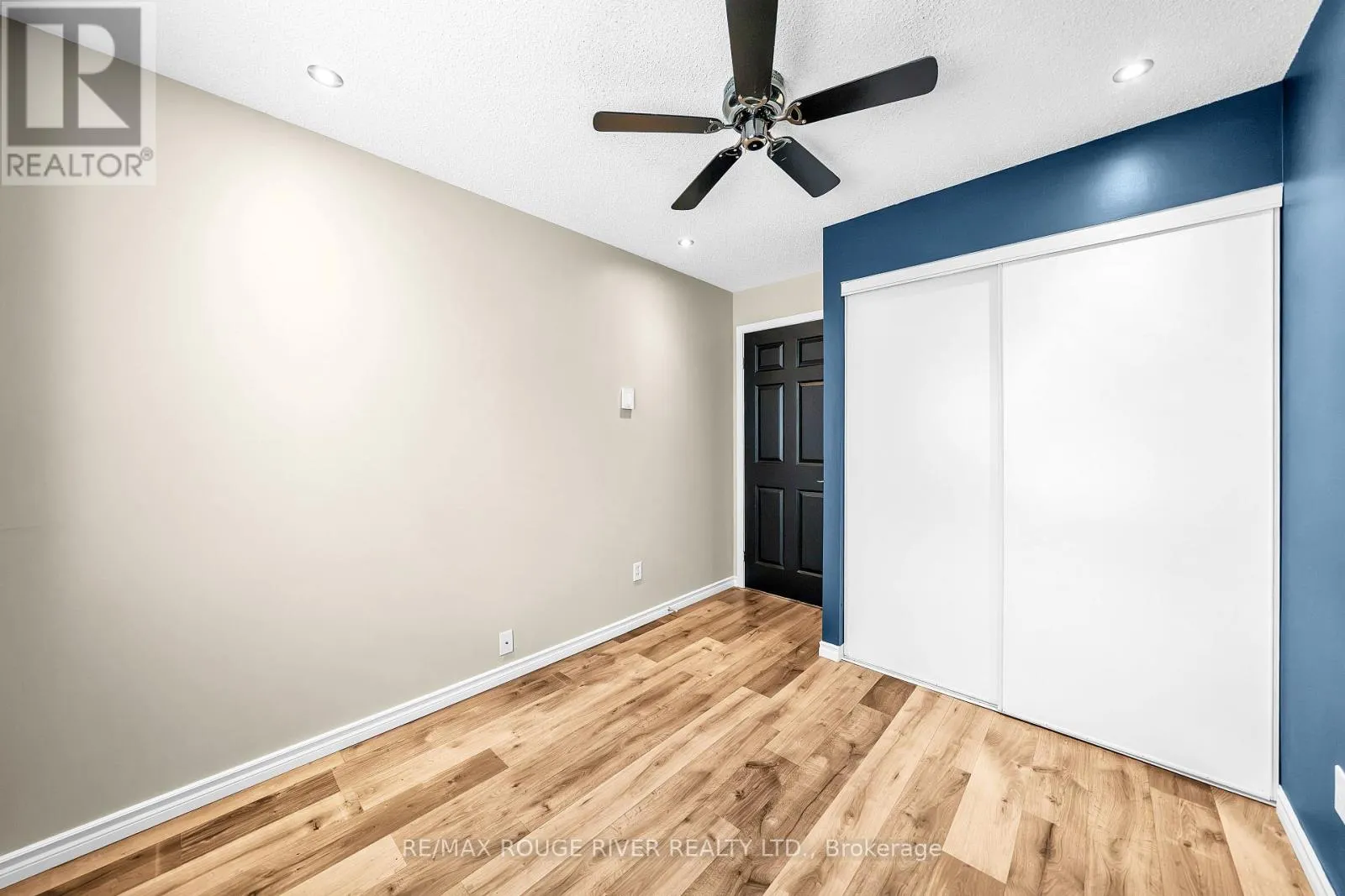 210 - 91 ASPEN SPRINGS DRIVE