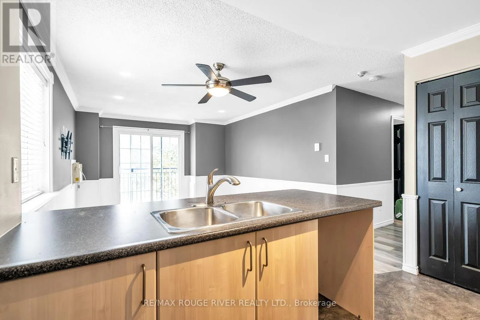 210 - 91 ASPEN SPRINGS DRIVE