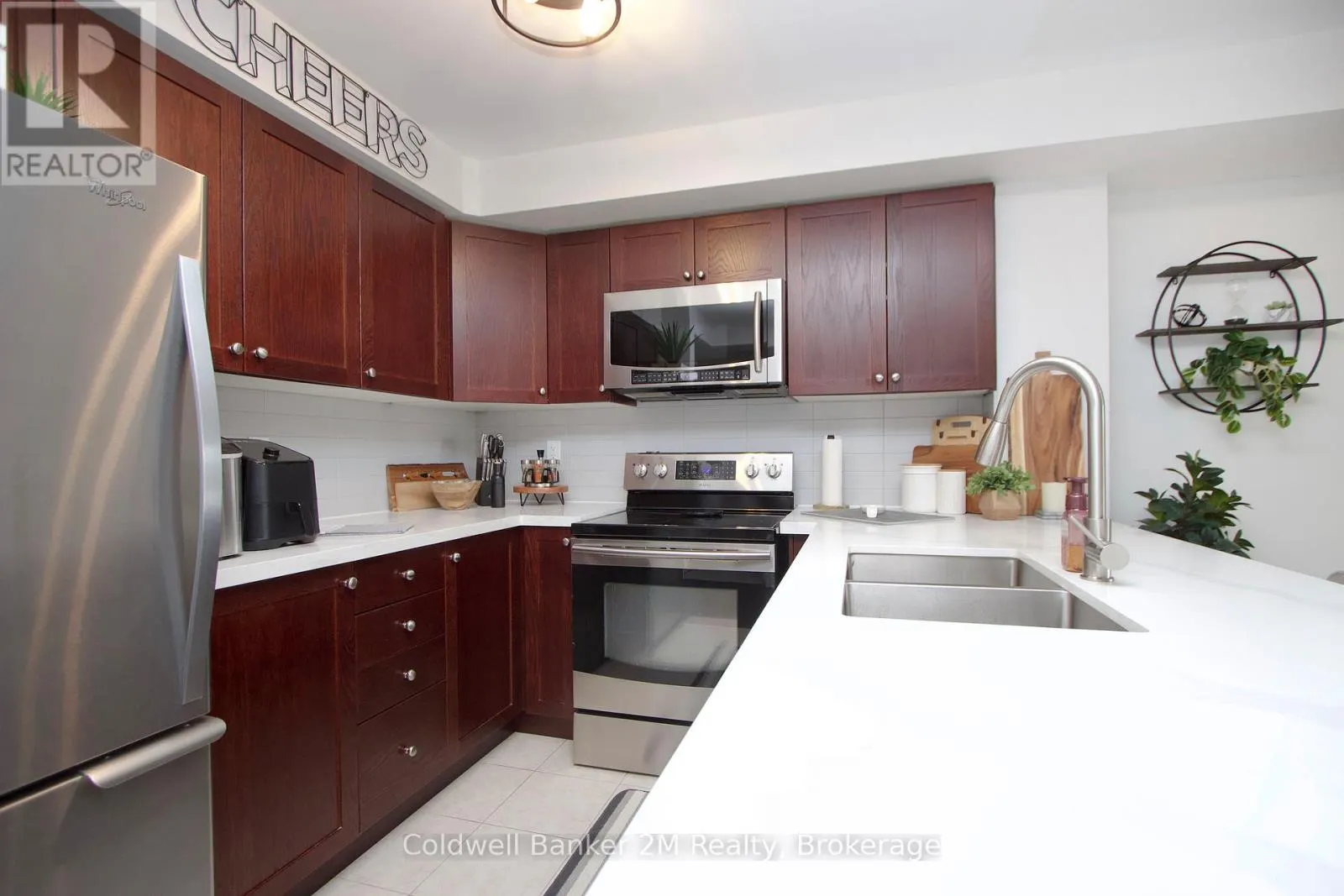 164 KINGSTON ROAD W