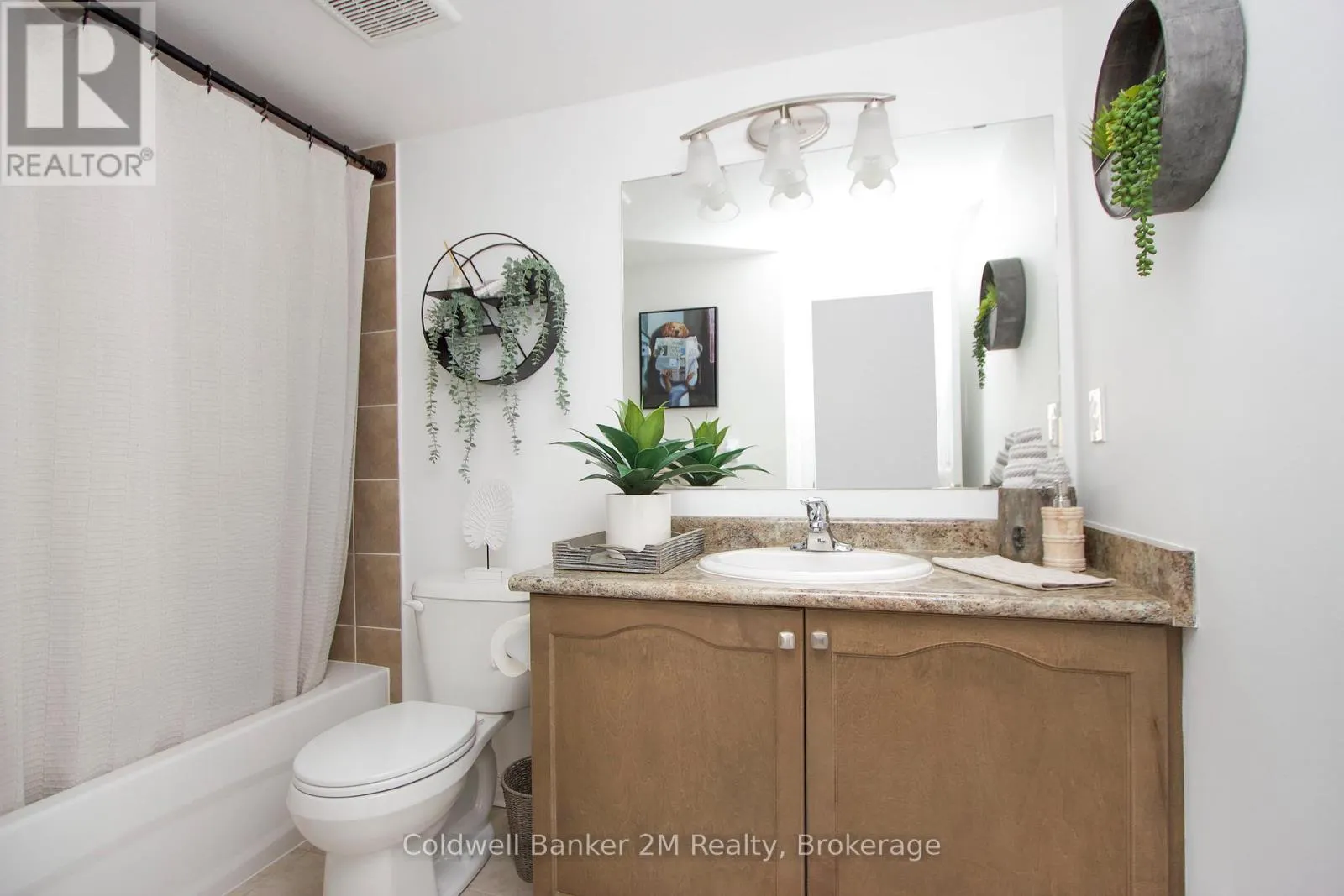 164 KINGSTON ROAD W