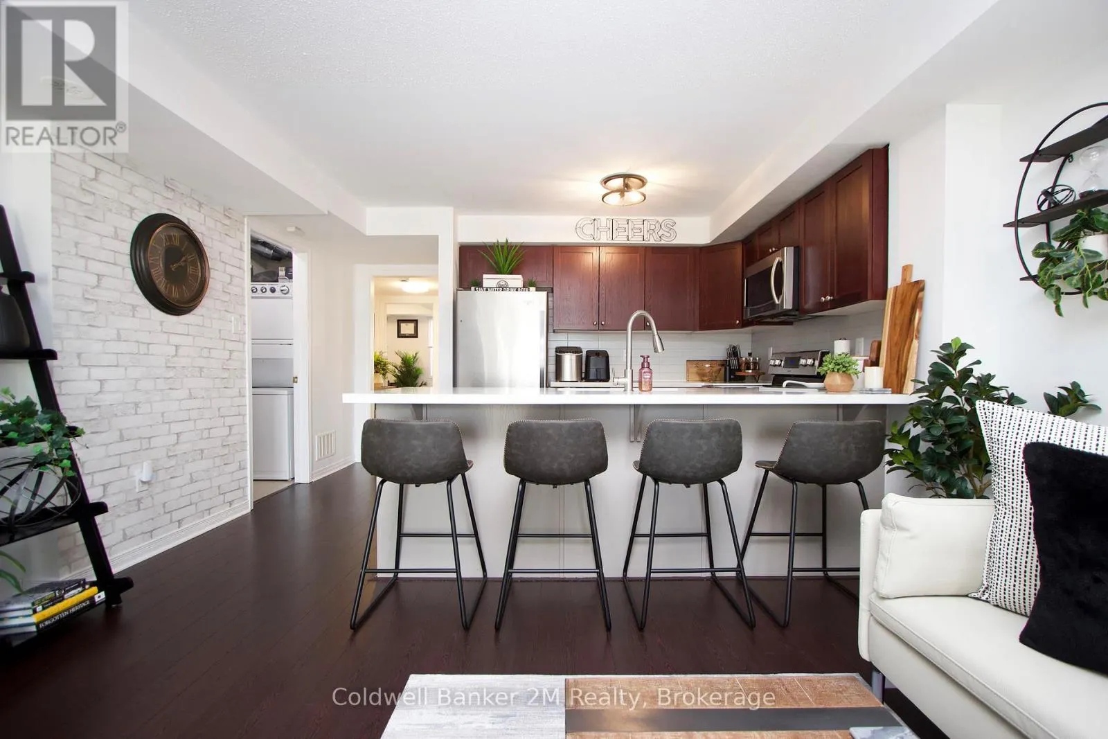 164 KINGSTON ROAD W