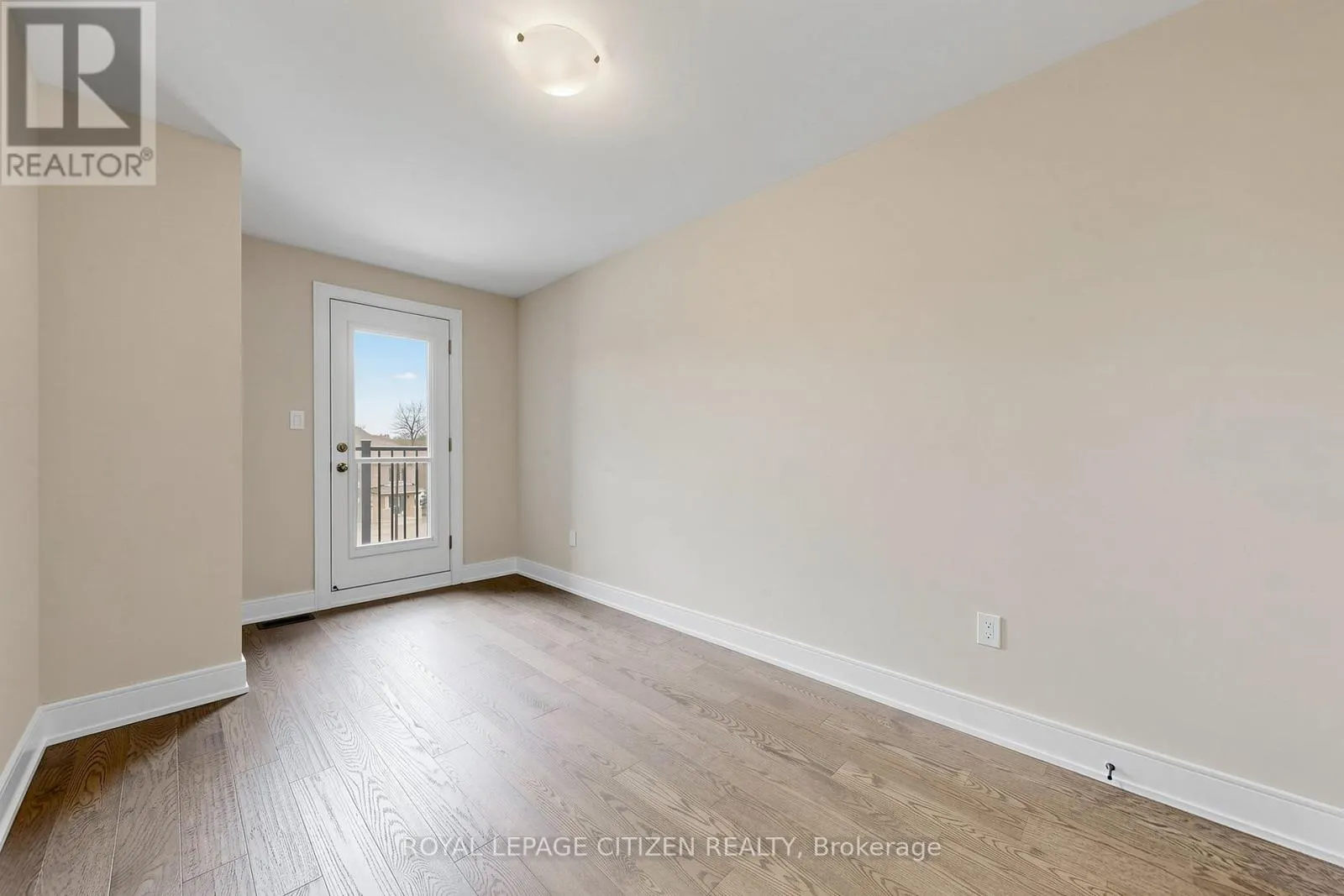 26 WAKELY CRESCENT