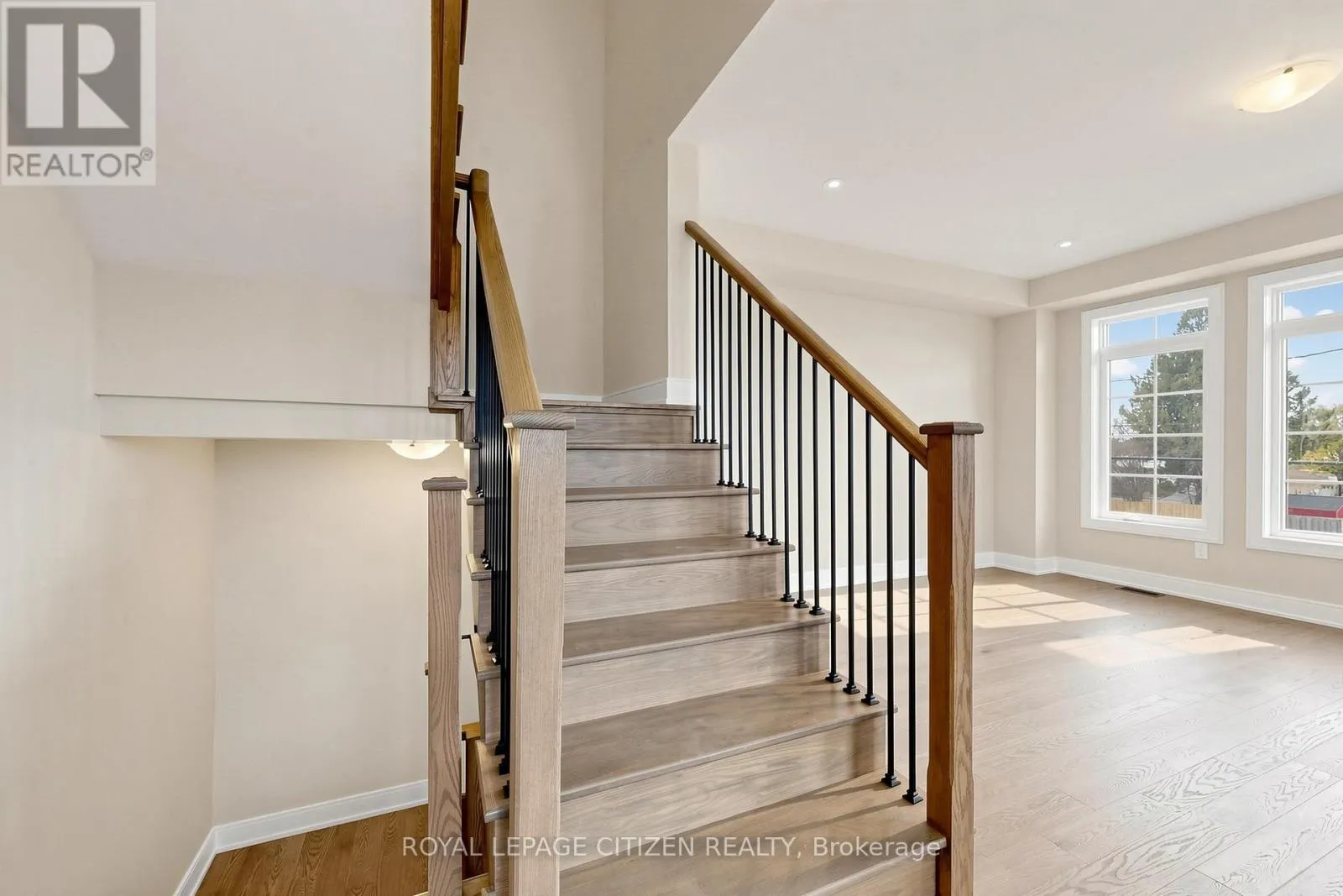 26 WAKELY CRESCENT