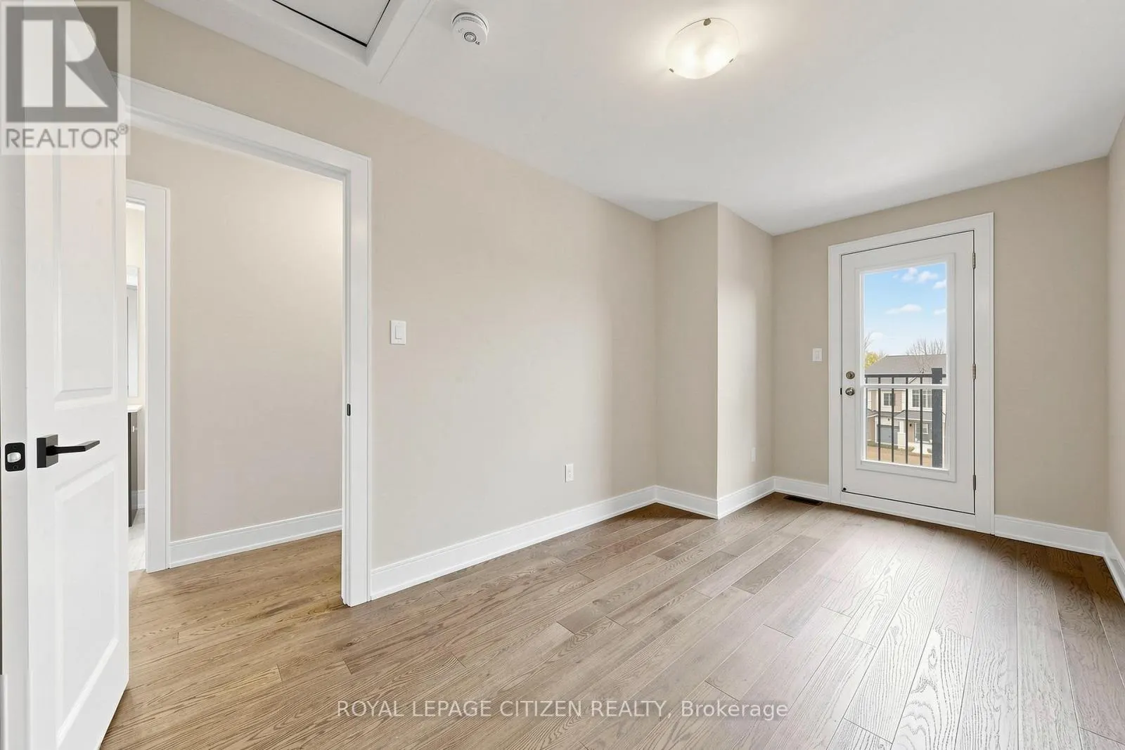 26 WAKELY CRESCENT