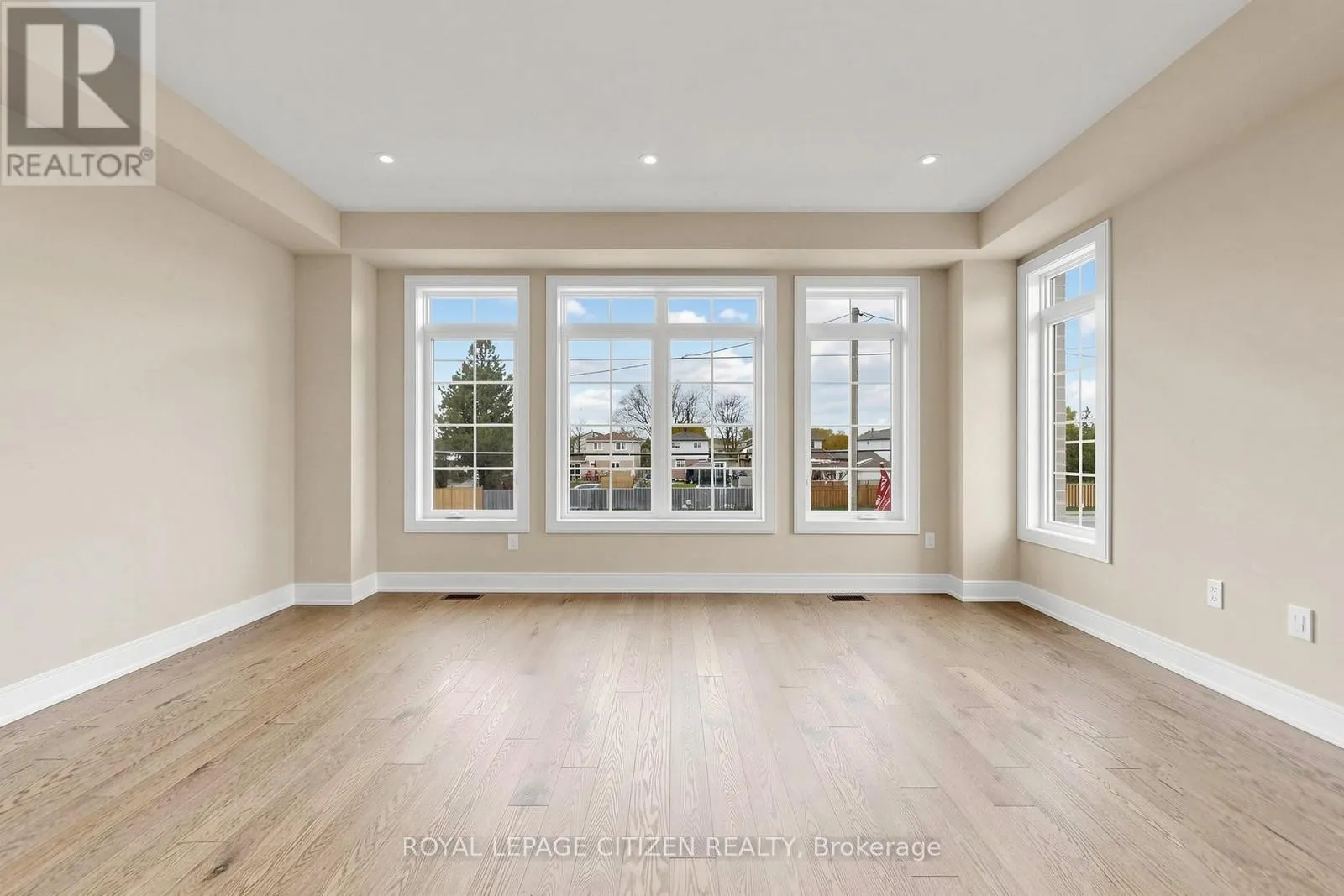 26 WAKELY CRESCENT