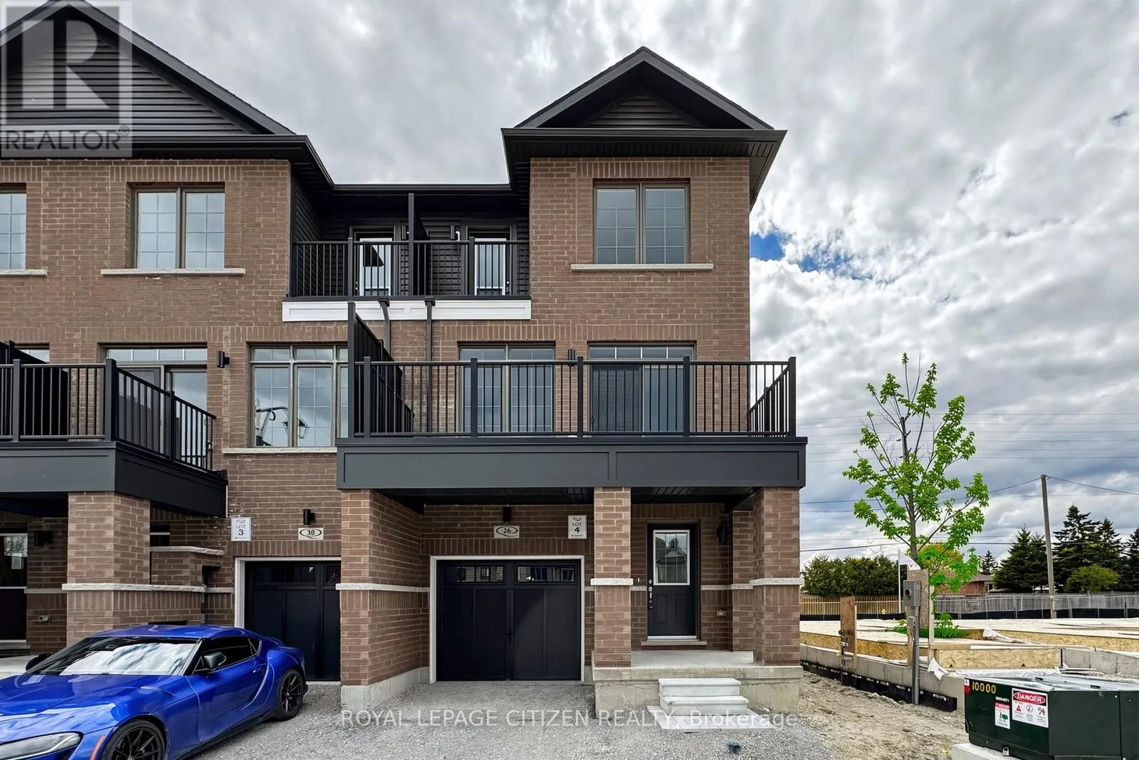 26 WAKELY CRESCENT