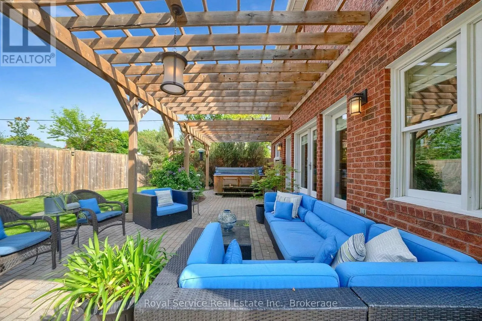 88 SIMPSON AVENUE