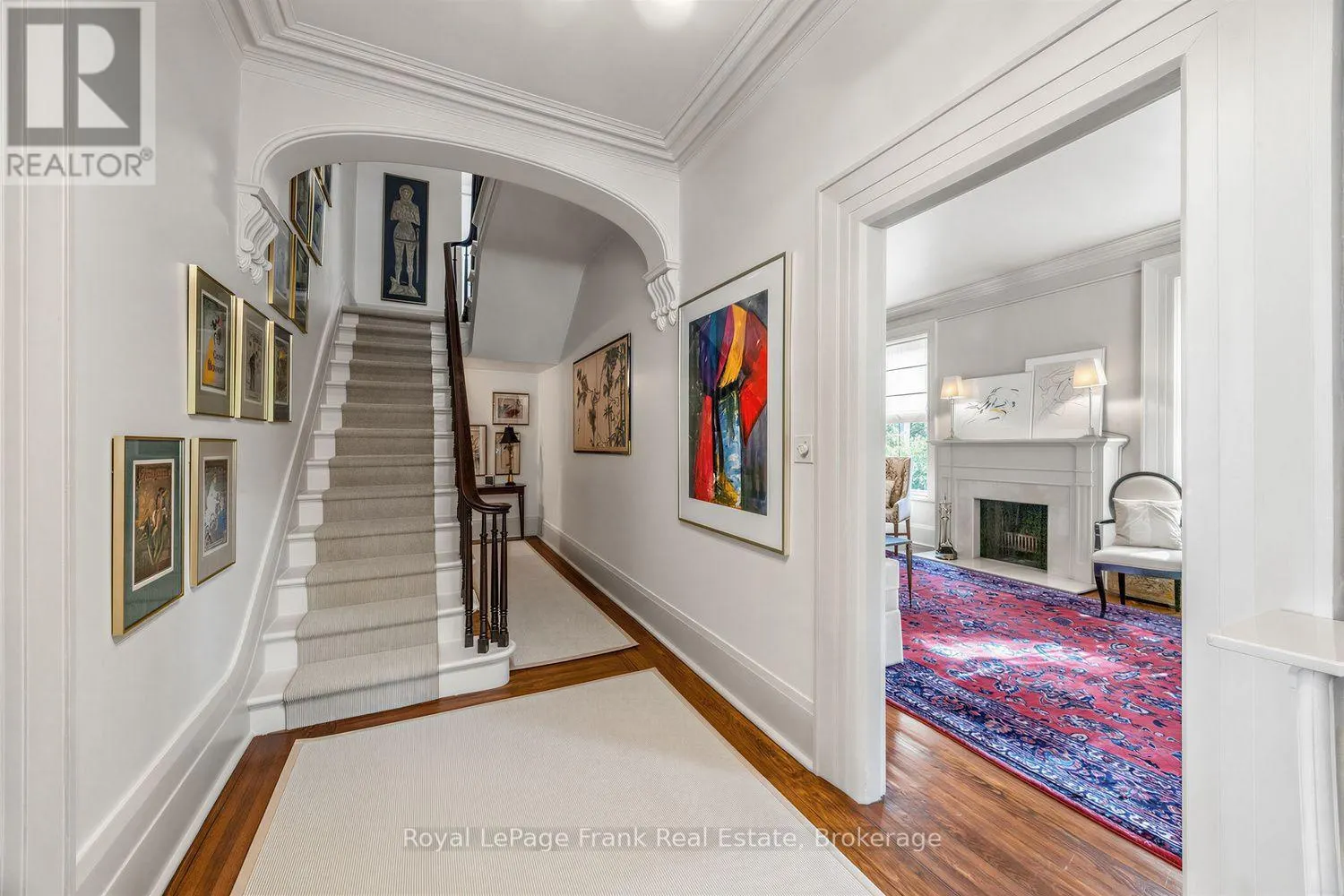 86 WELLINGTON STREET
