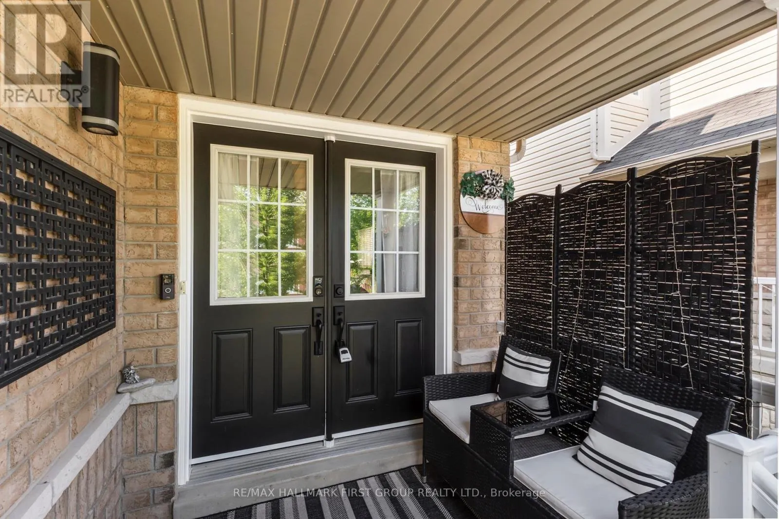 96 REDFERN CRESCENT