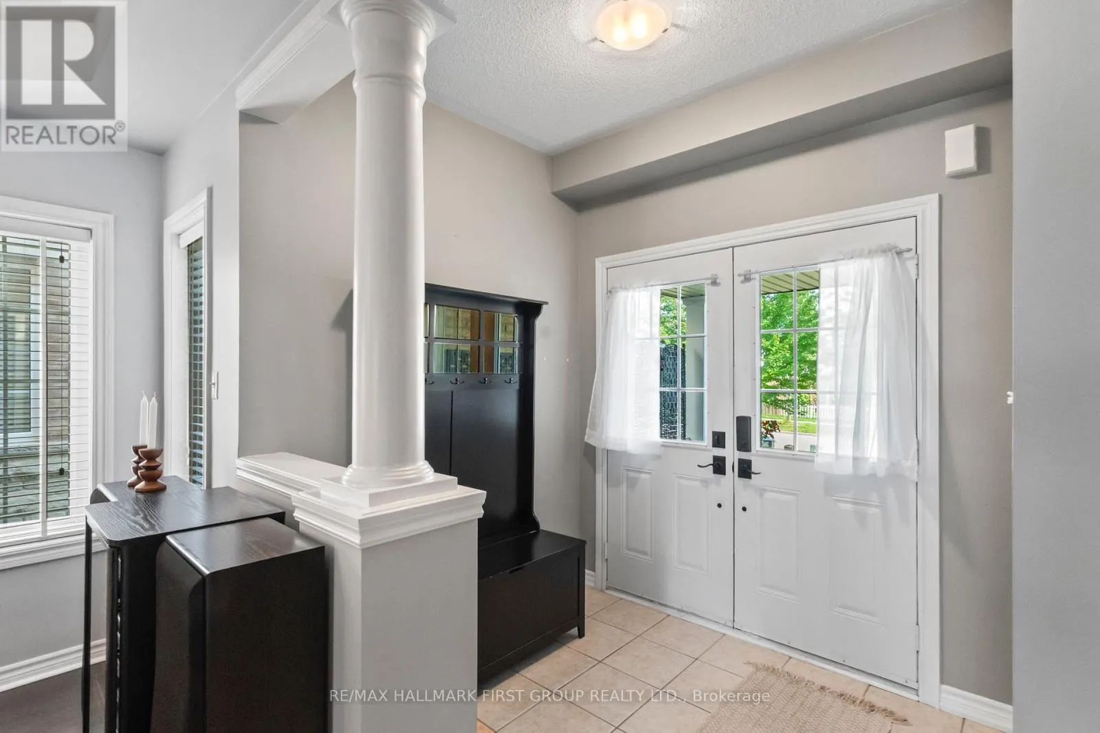 96 REDFERN CRESCENT