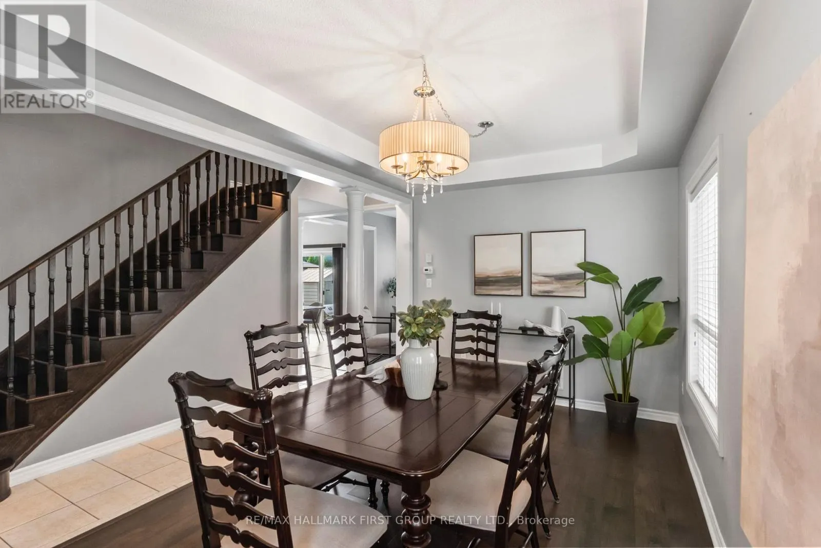 96 REDFERN CRESCENT