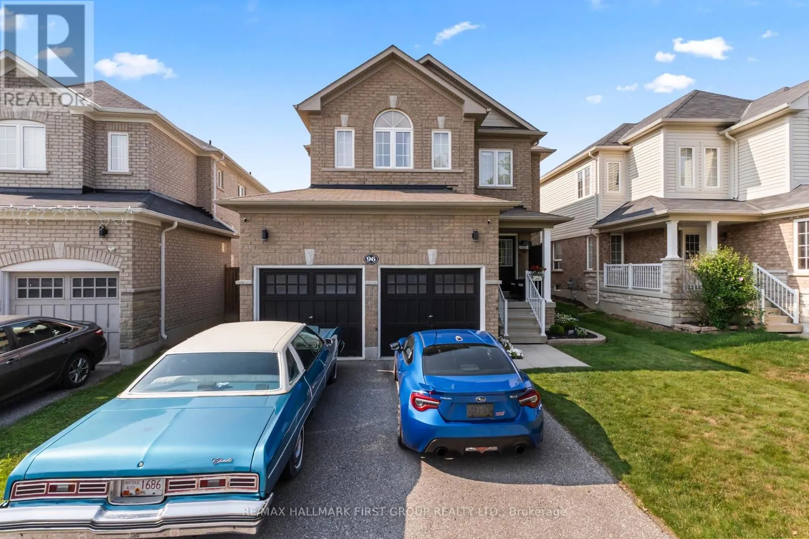 96 REDFERN CRESCENT