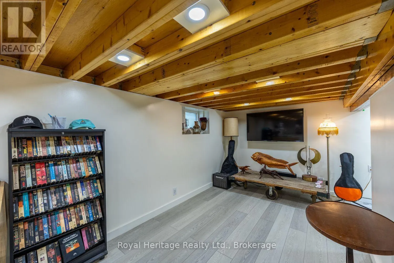 207 VALENCIA ROAD