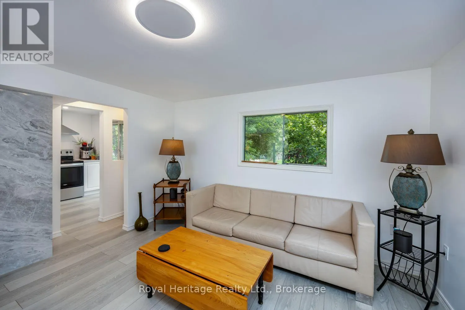 207 VALENCIA ROAD