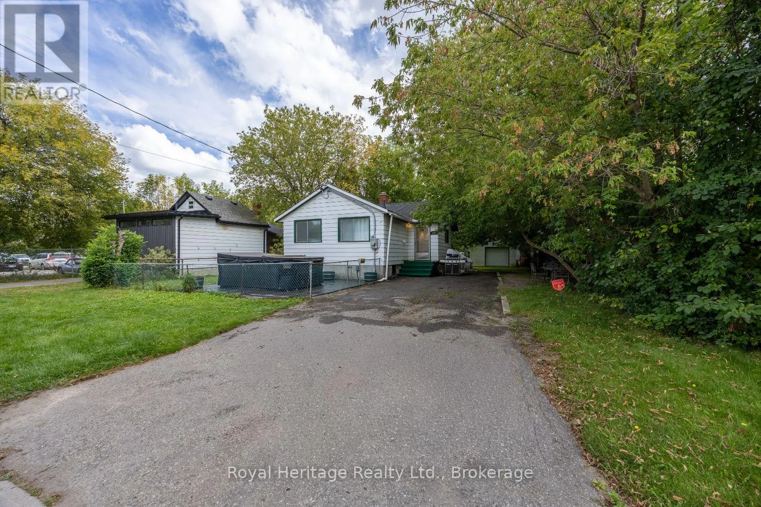 207 VALENCIA ROAD
